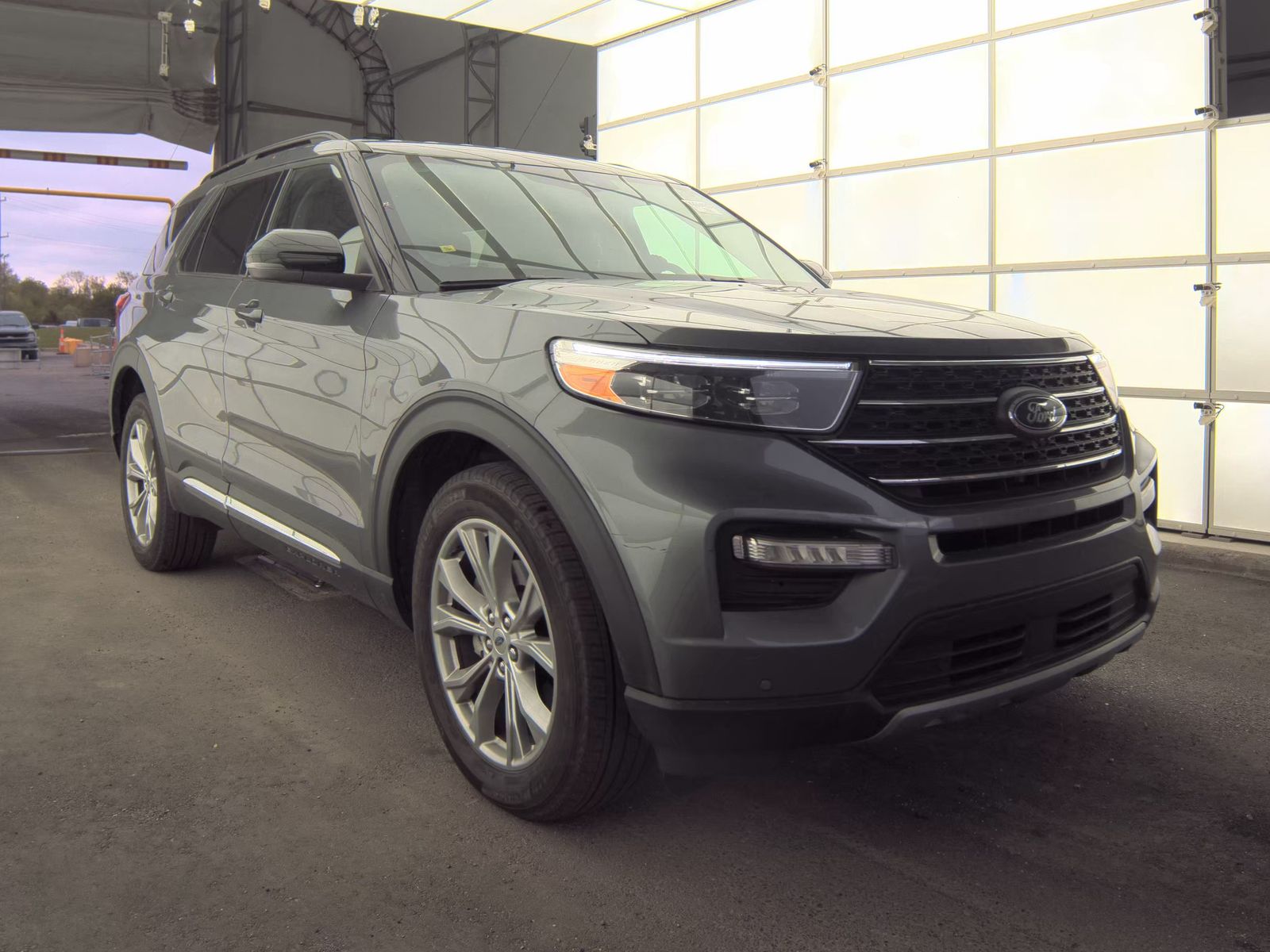 FORD EXPLORER - 5
