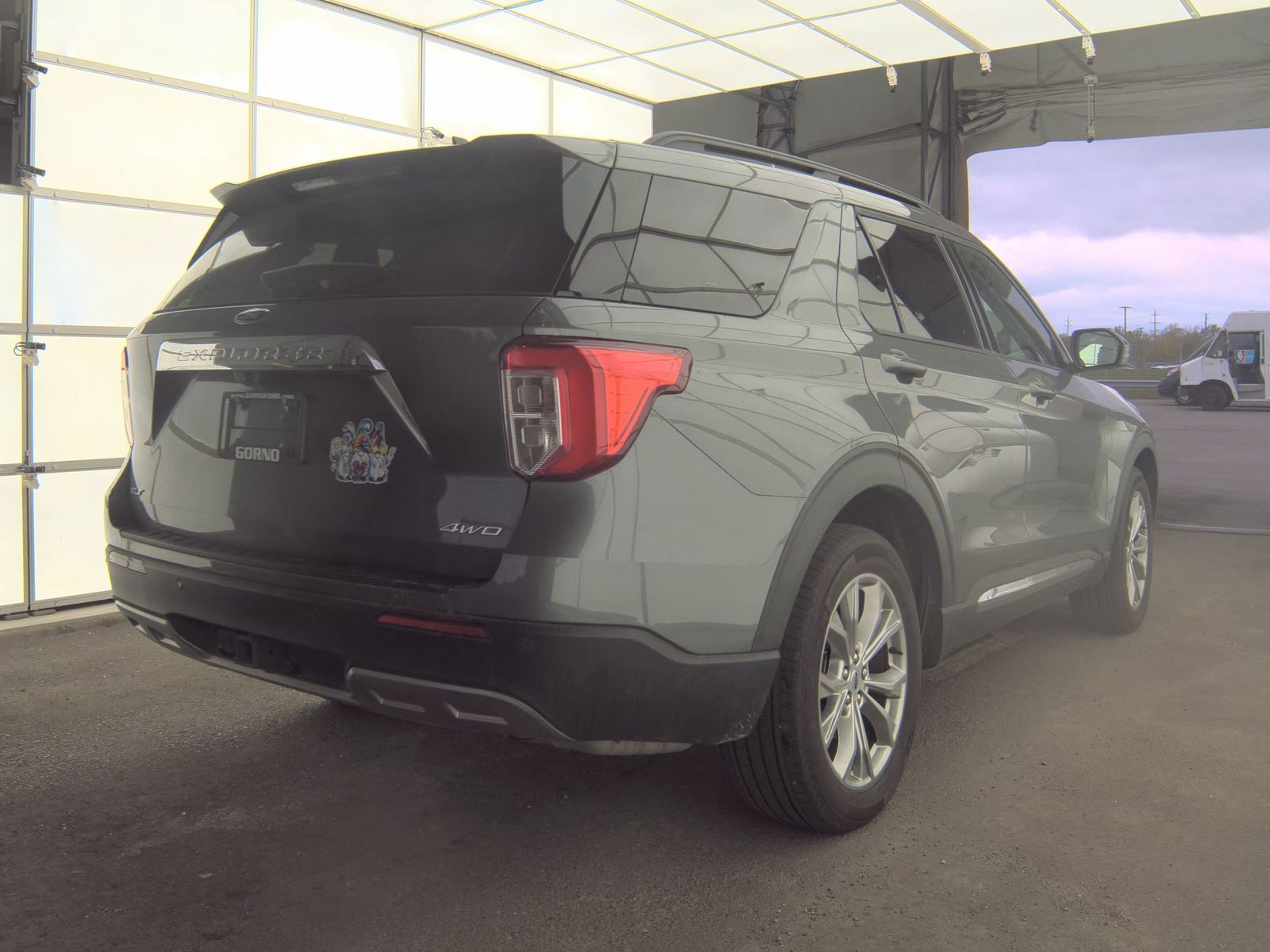 FORD EXPLORER - 6