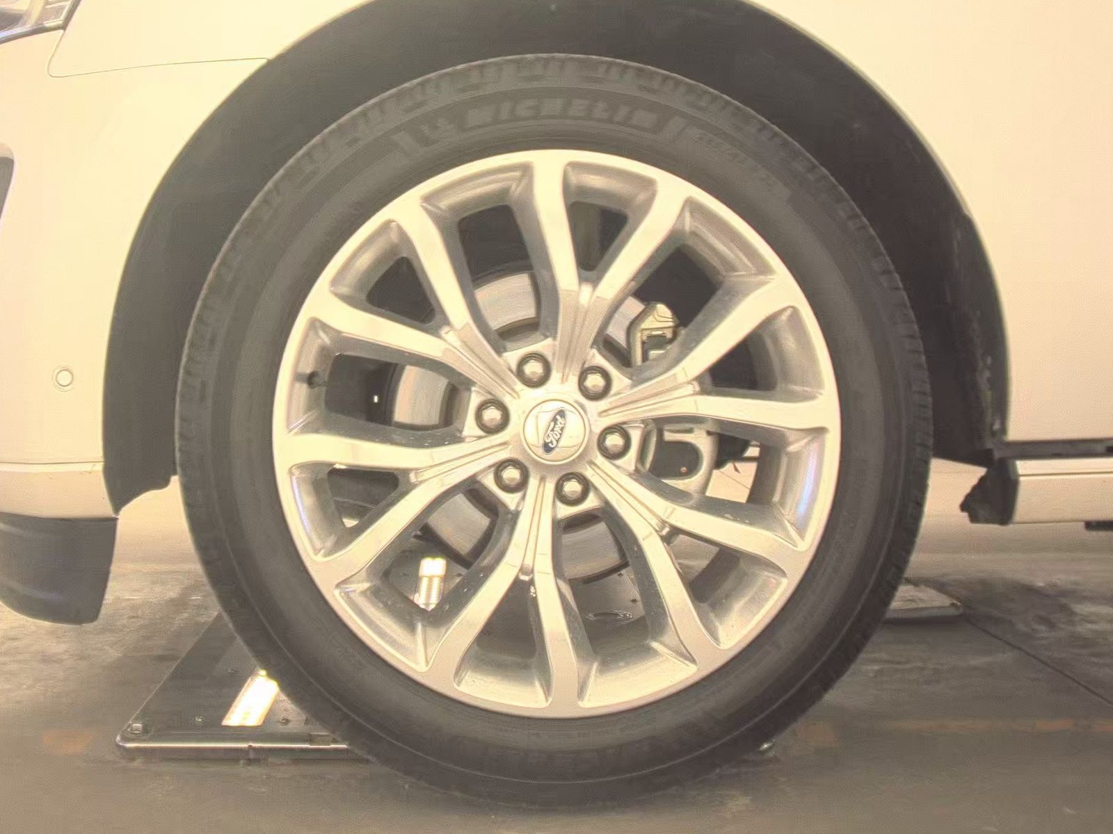 FORD EXPEDITION - 10