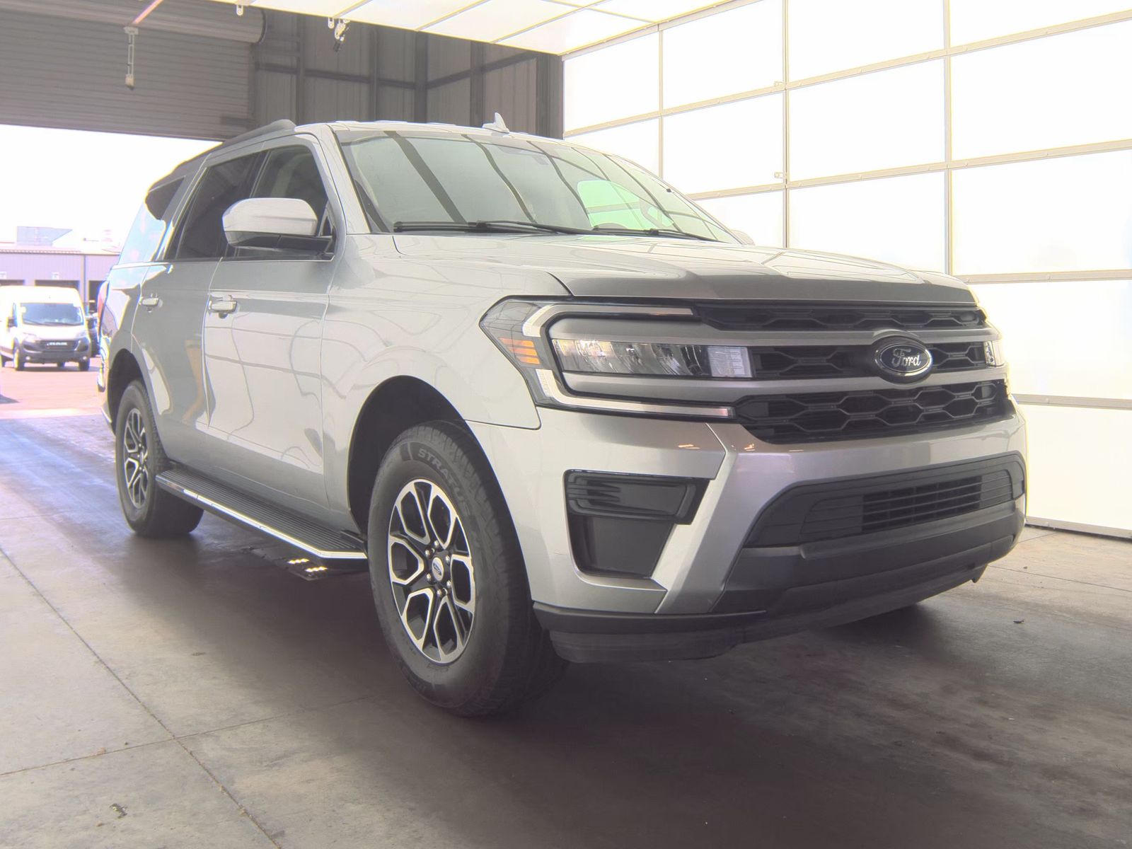 FORD EXPEDITION - 4