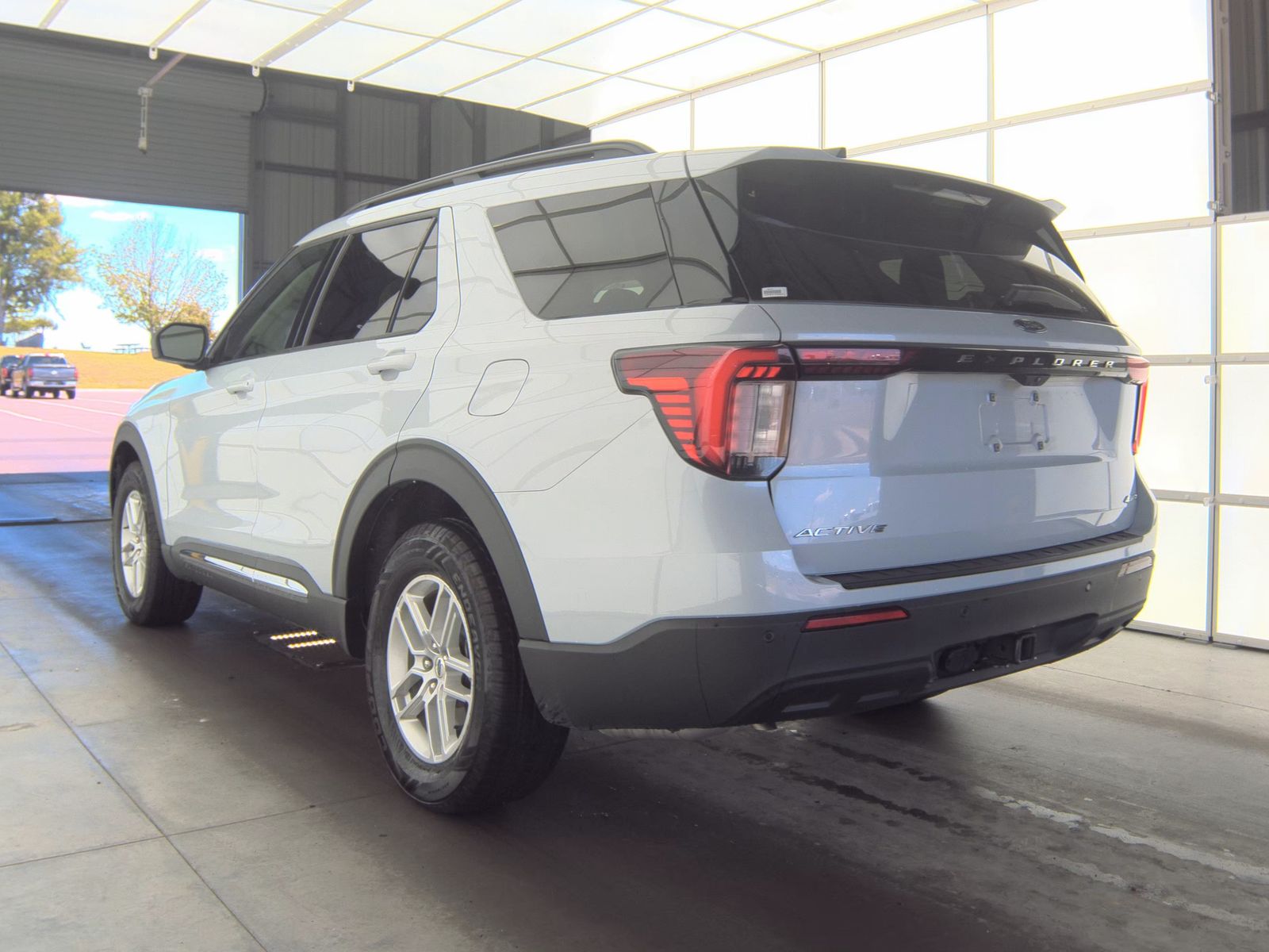 FORD EXPLORER - 7
