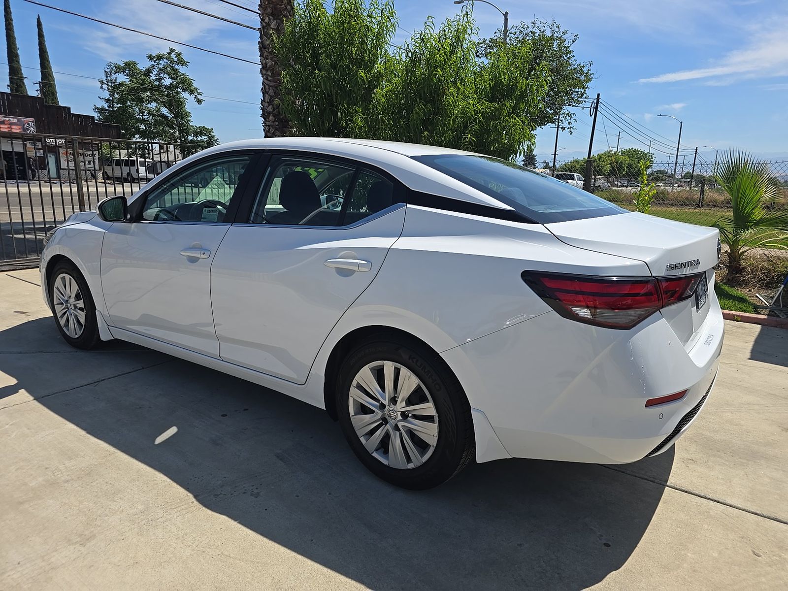 NISSAN SENTRA - 7
