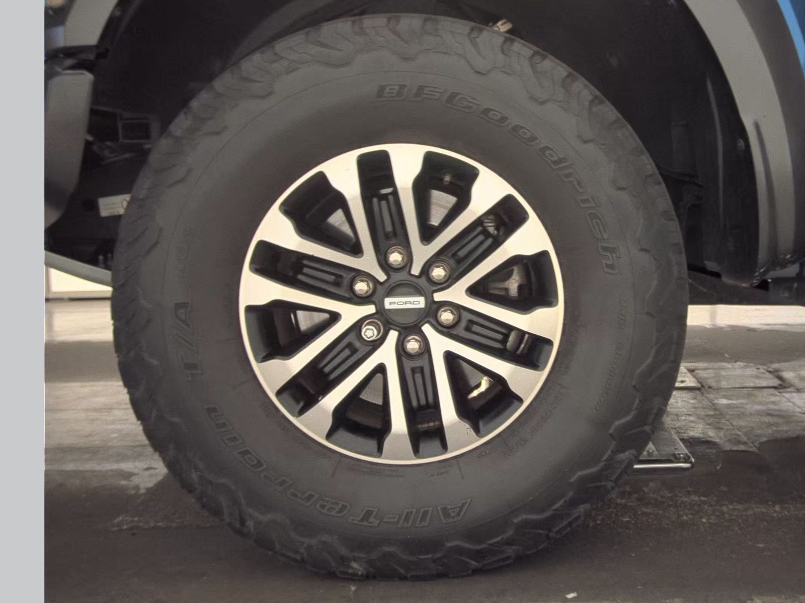 FORD F-150 - 10