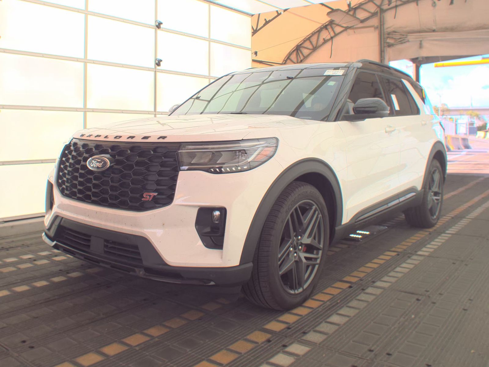 FORD EXPLORER - 1