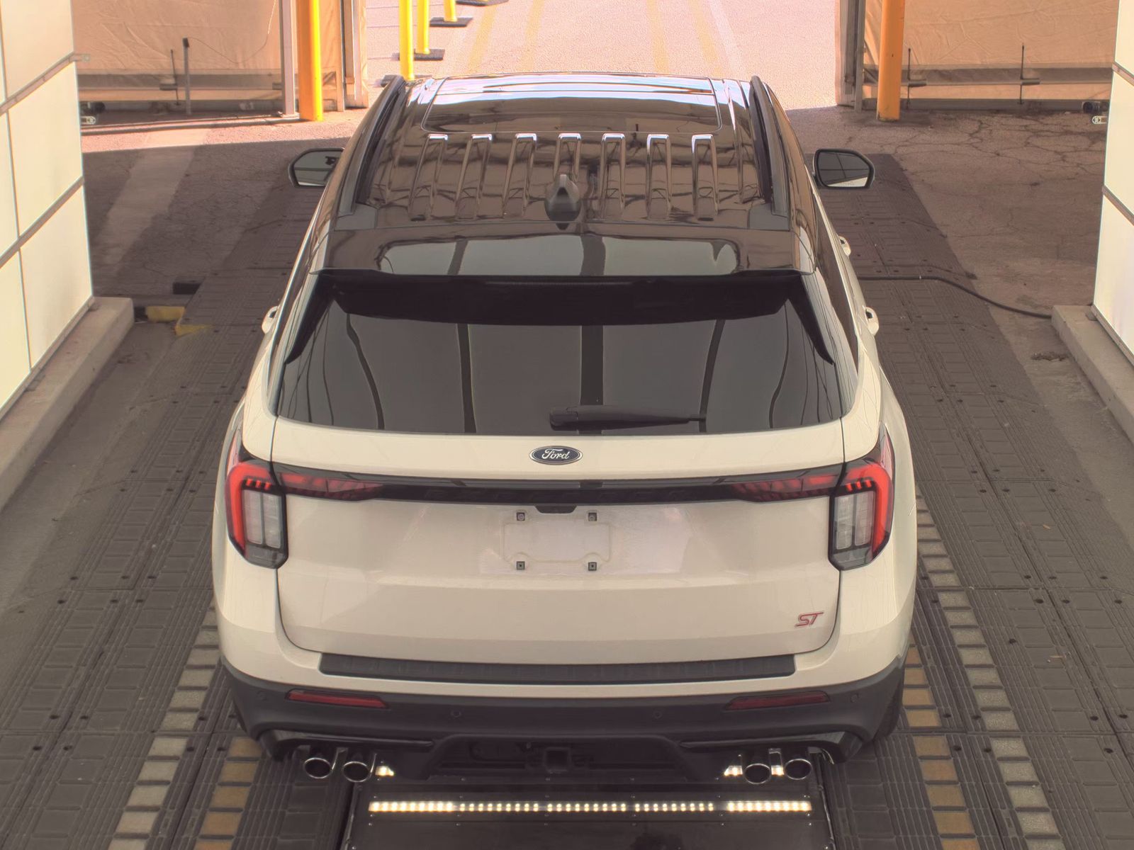 FORD EXPLORER - 7