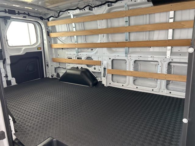 FORD TRANSIT 250 - 9