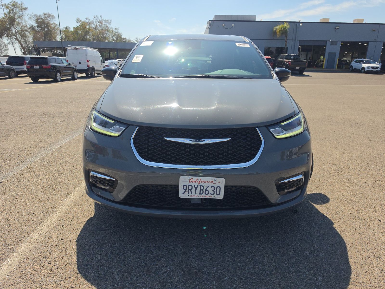 CHRYSLER PACIFICA - 3