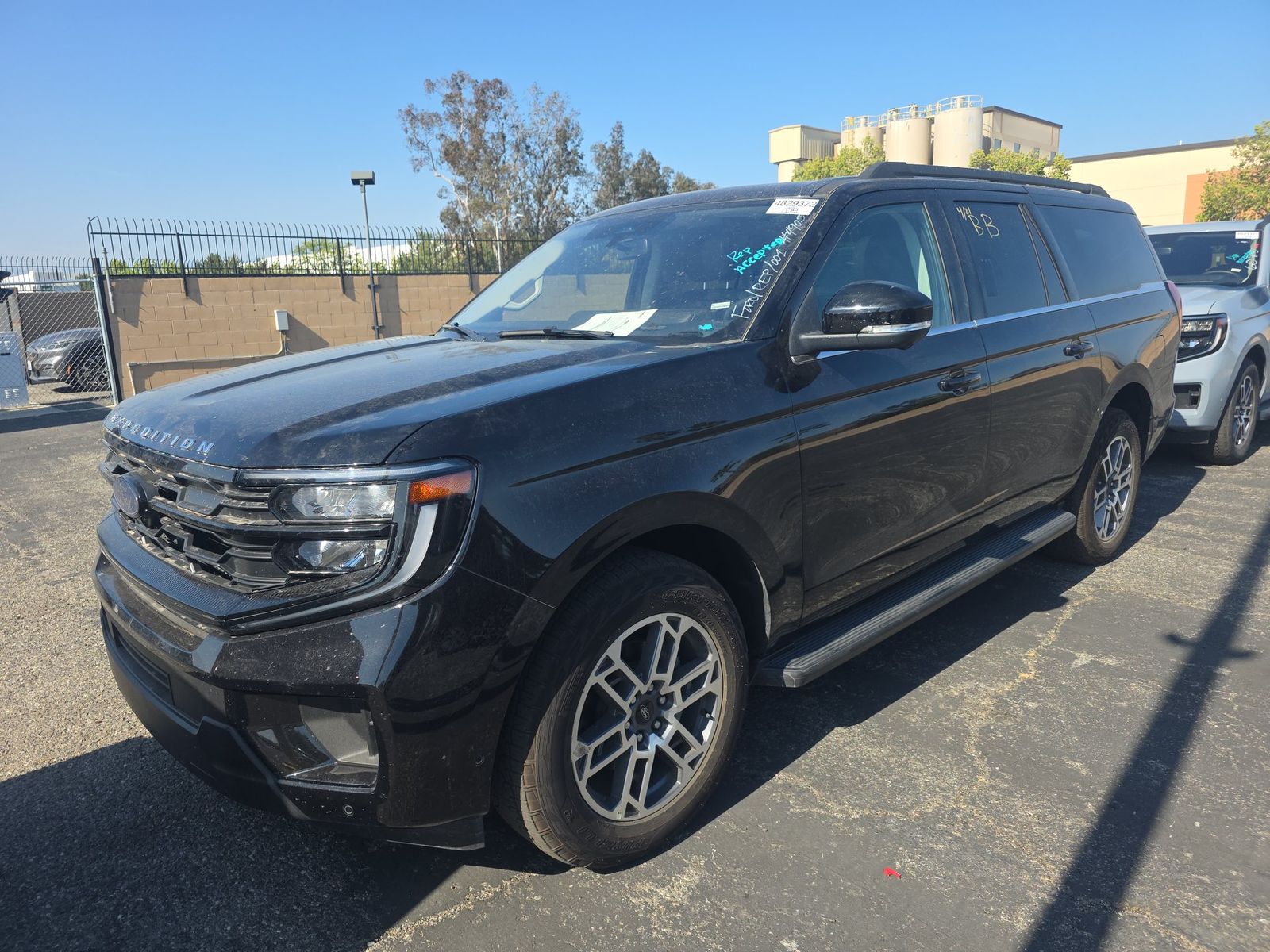 FORD EXPEDITION MAX - 1