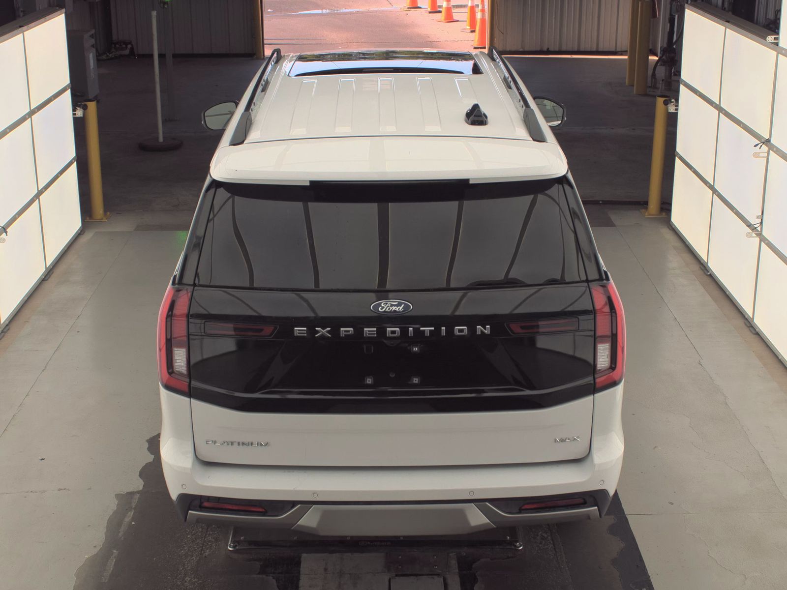 FORD EXPEDITION MAX - 7