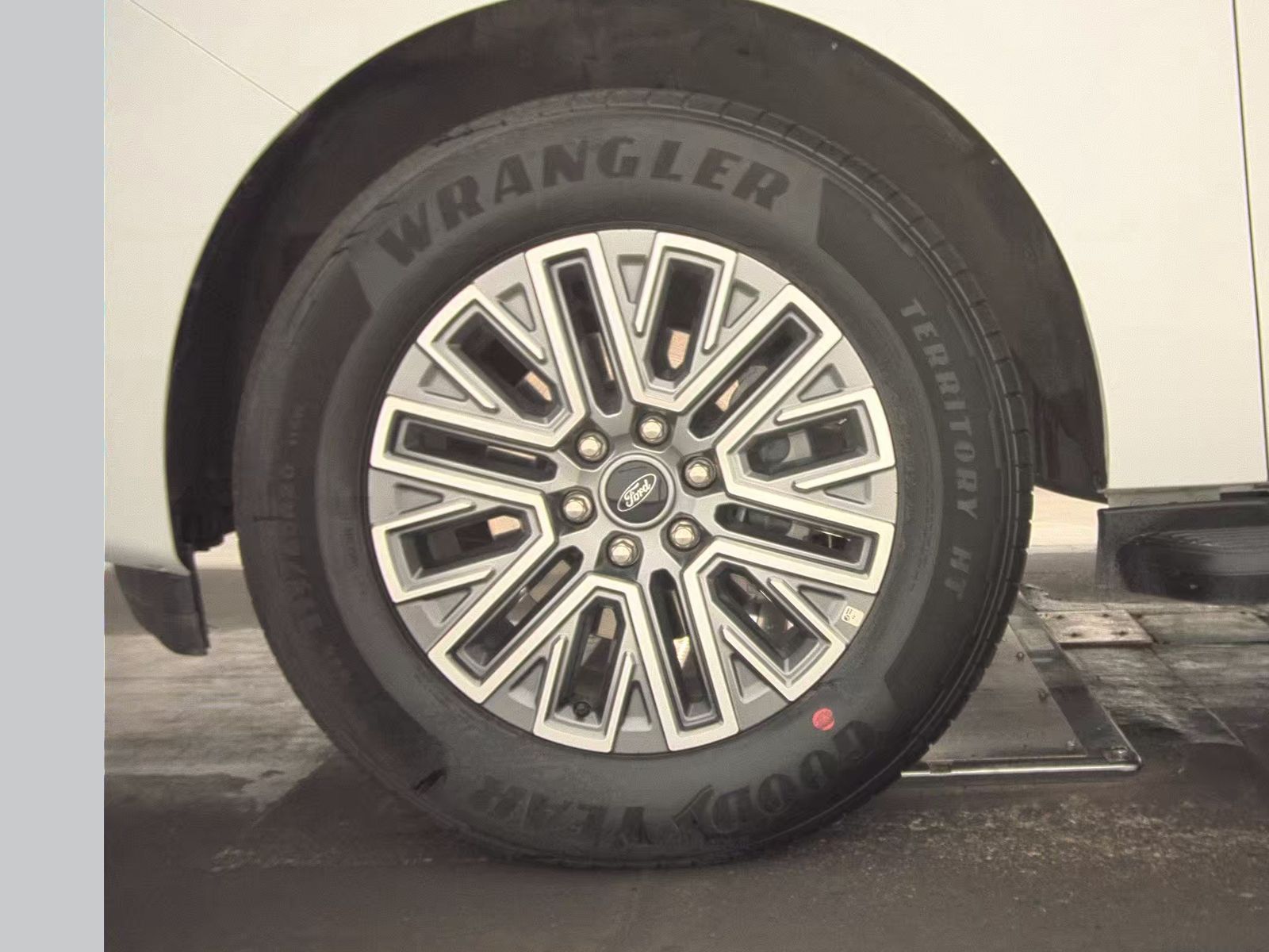 FORD EXPEDITION MAX - 10