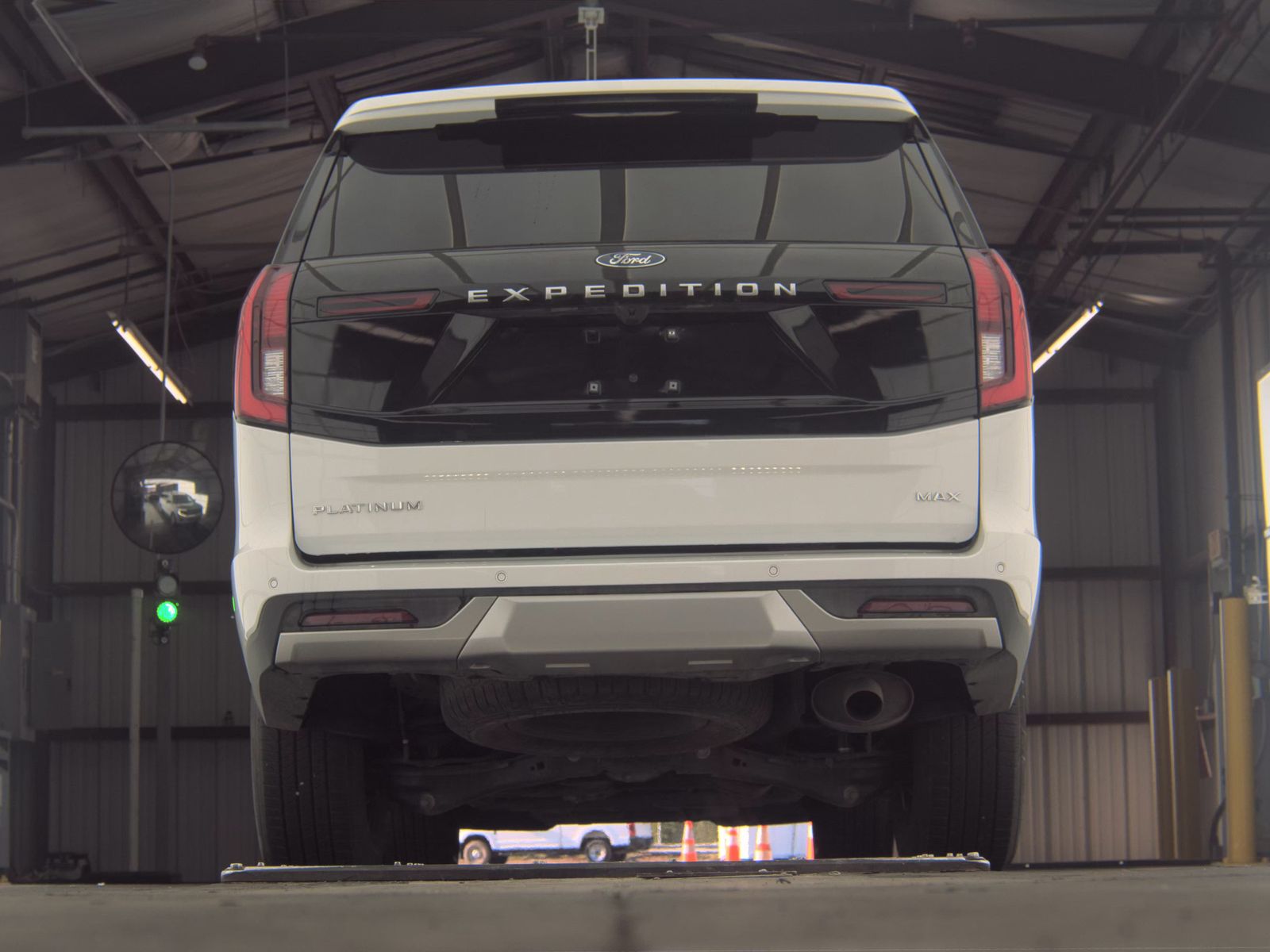 FORD EXPEDITION MAX - 8