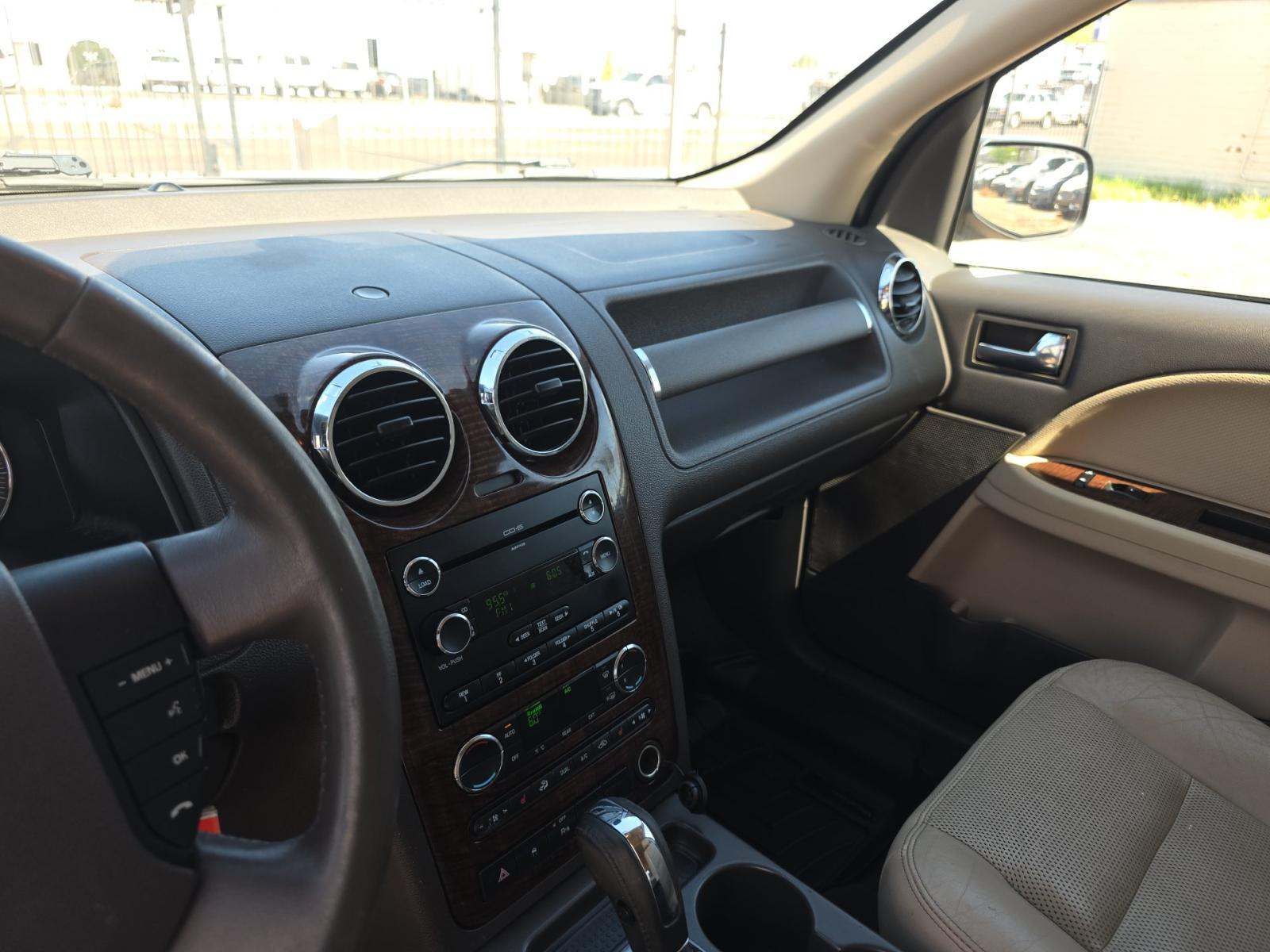 FORD TAURUS X - 9