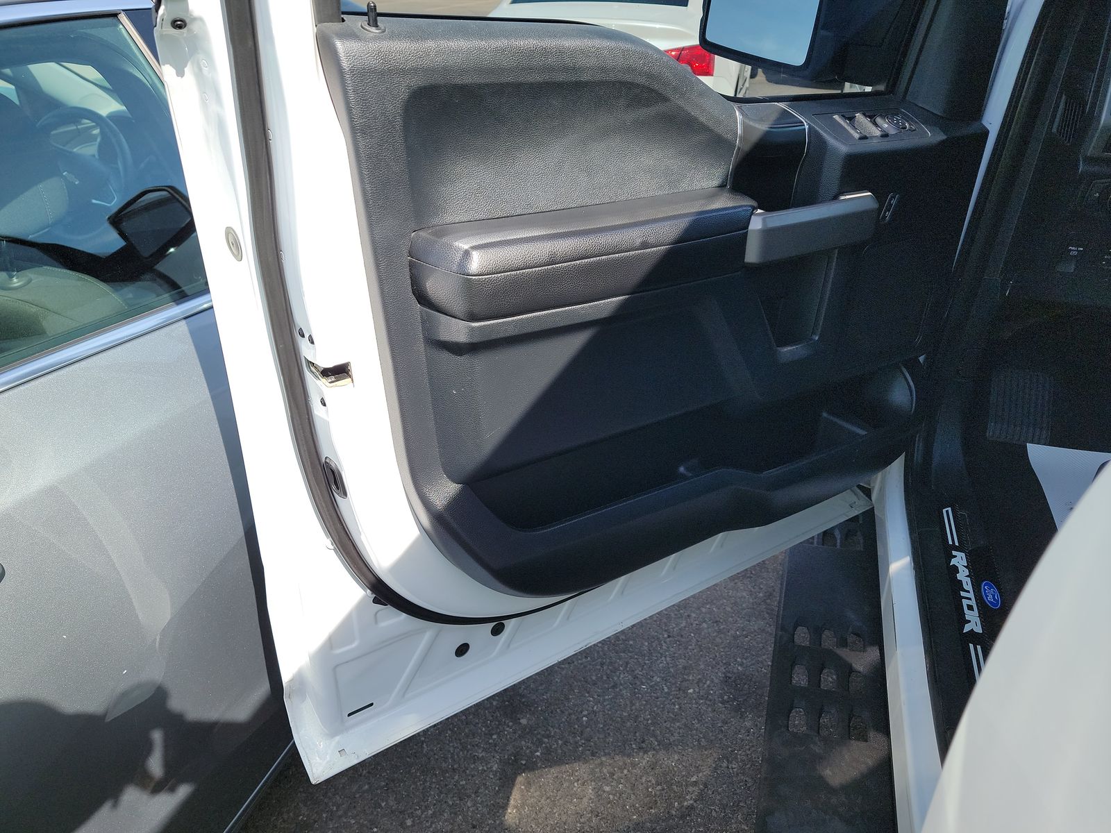 FORD F-150 - 10