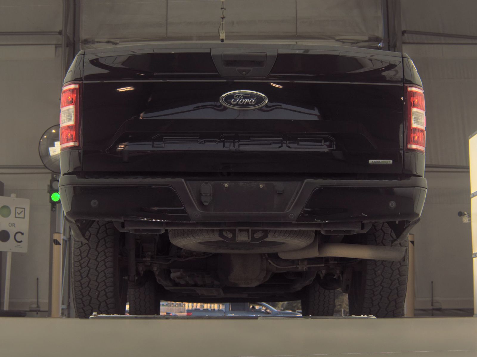 FORD F-150 - 8