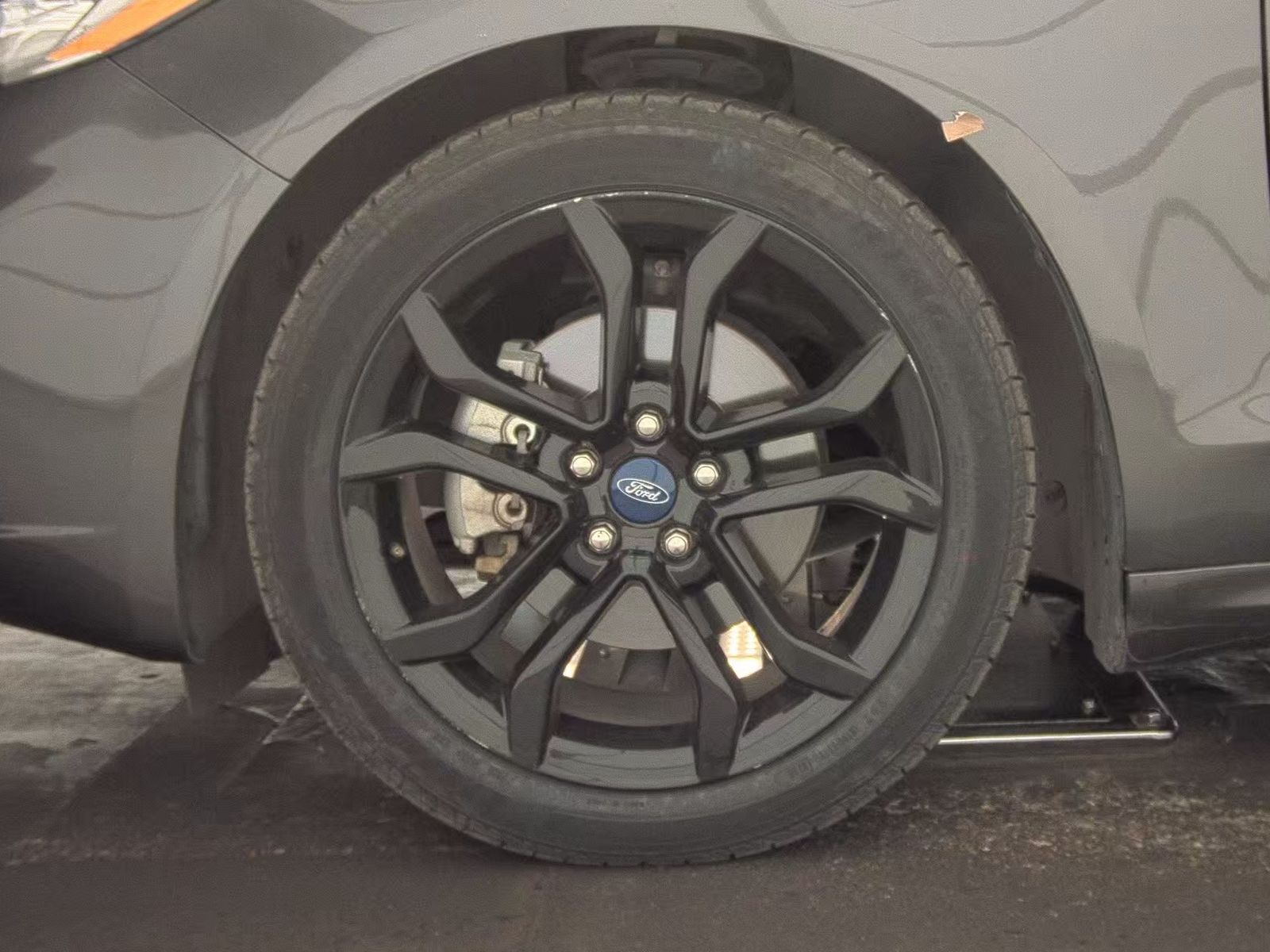 FORD FUSION - 10