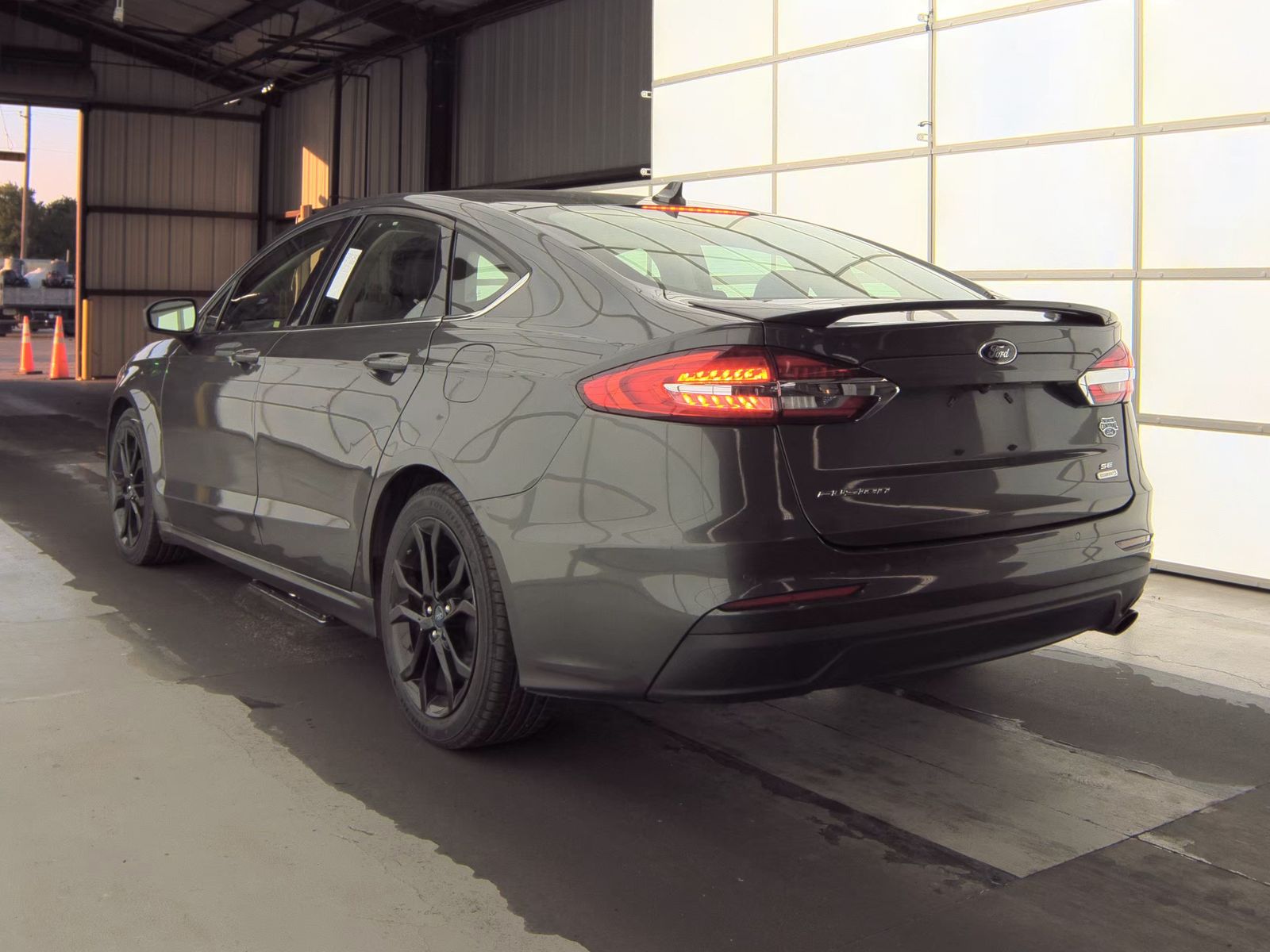 FORD FUSION - 9