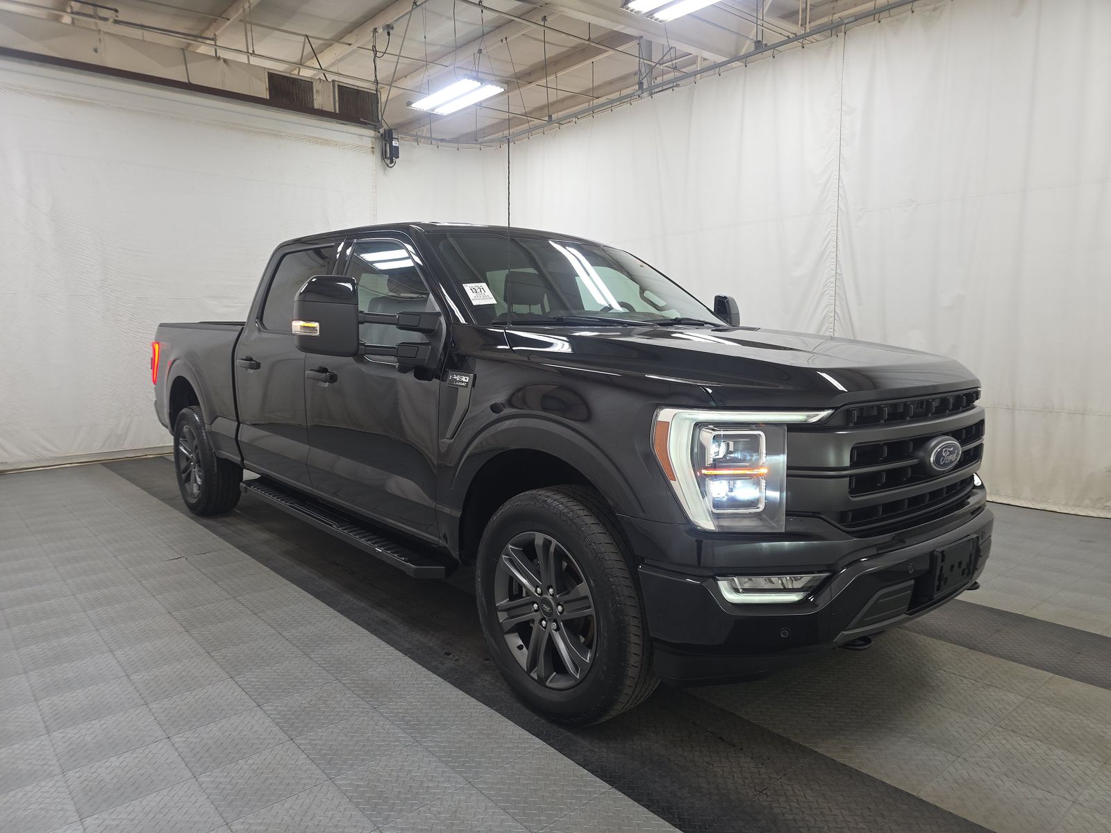 2023 Ford F-150 Lariat AWD