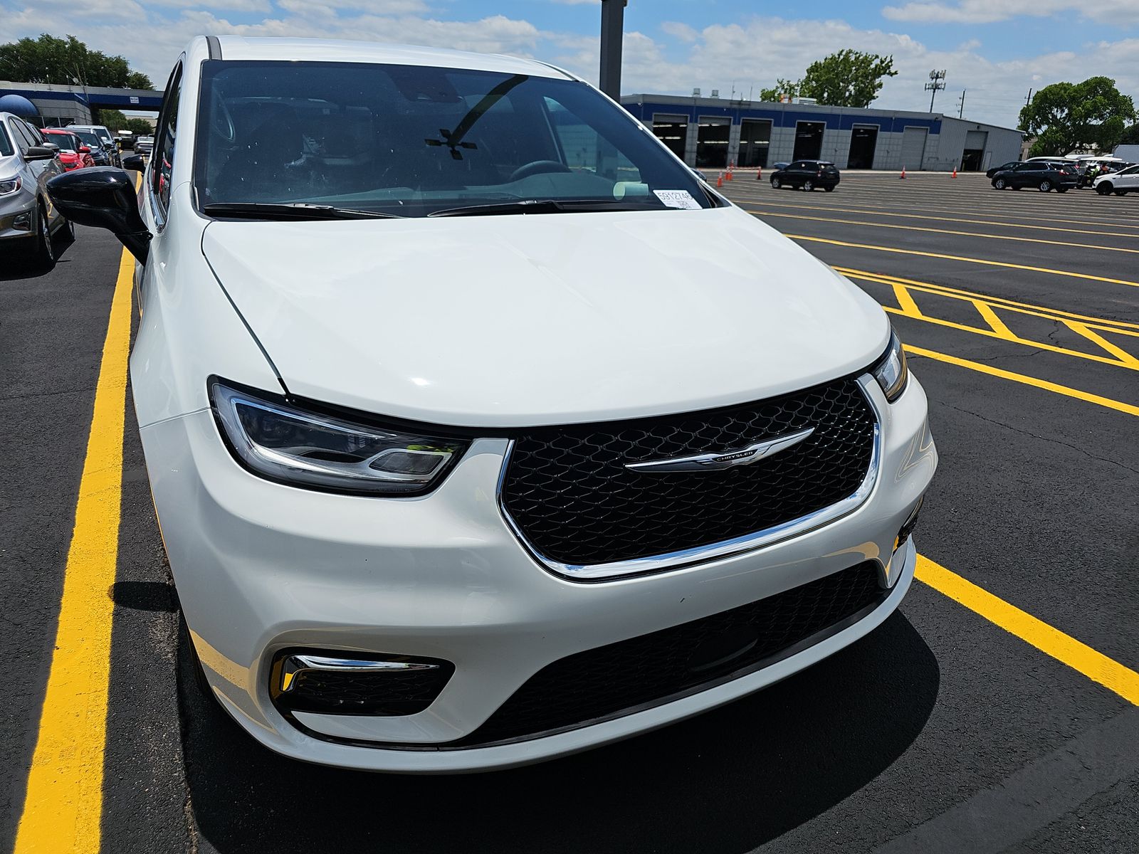 CHRYSLER PACIFICA - 3
