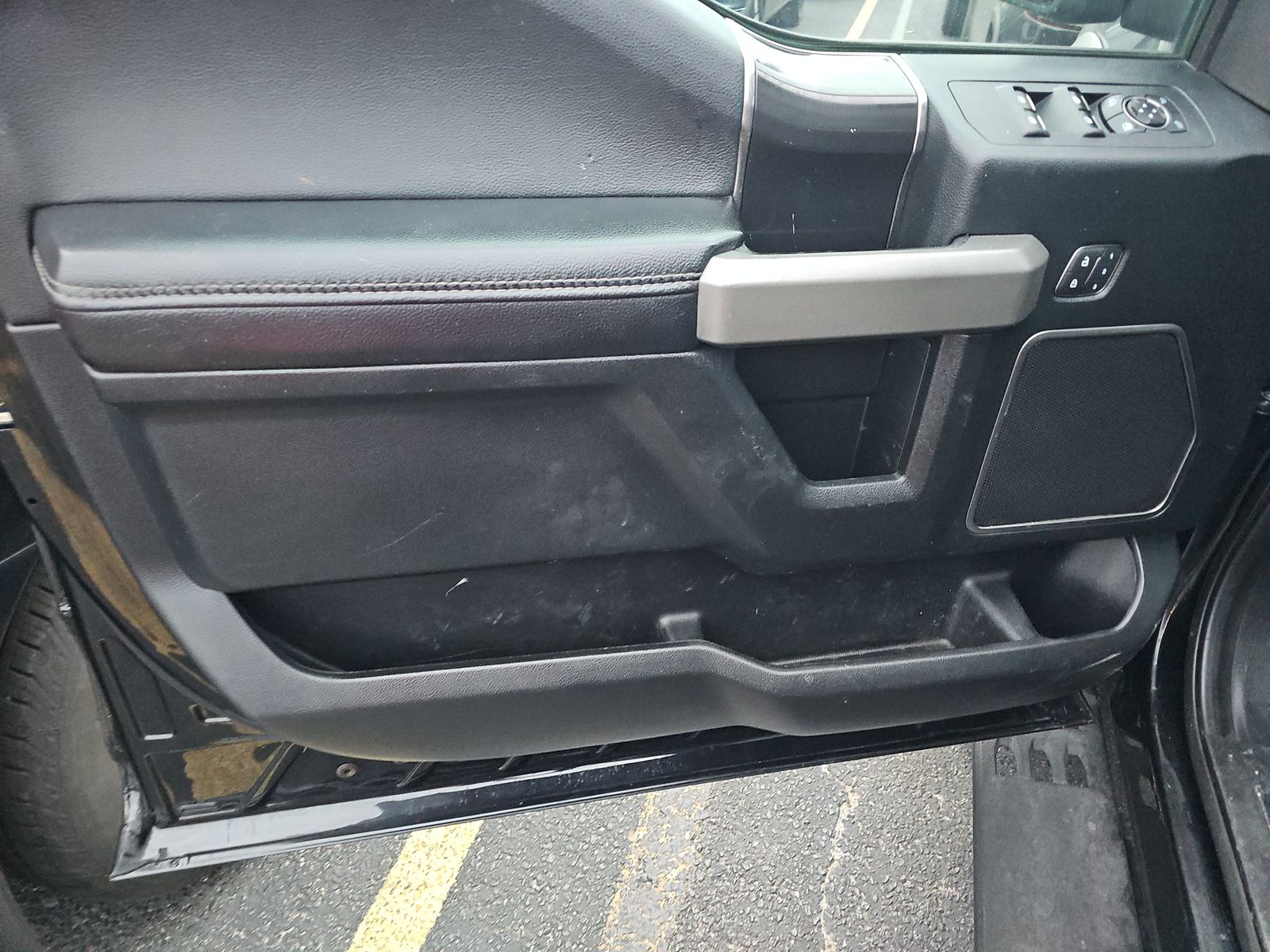 FORD F-150 - 10