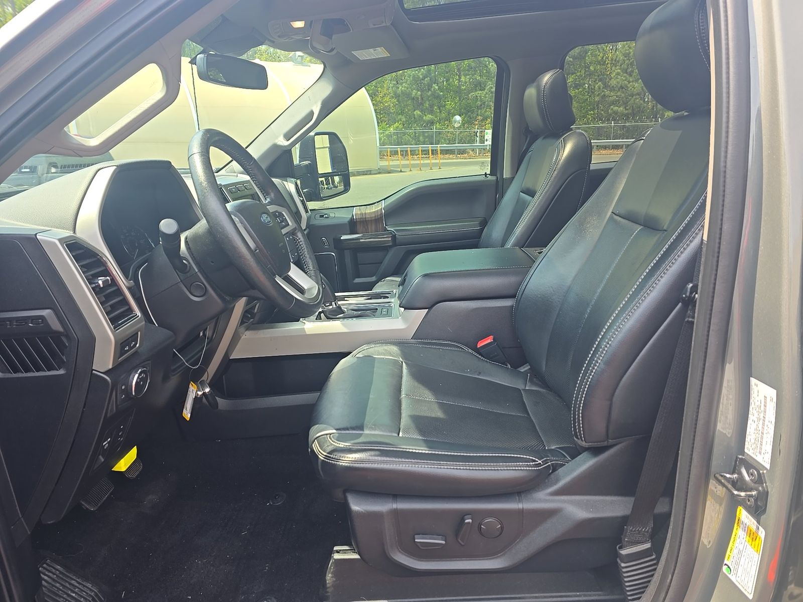 FORD F-150 - 8