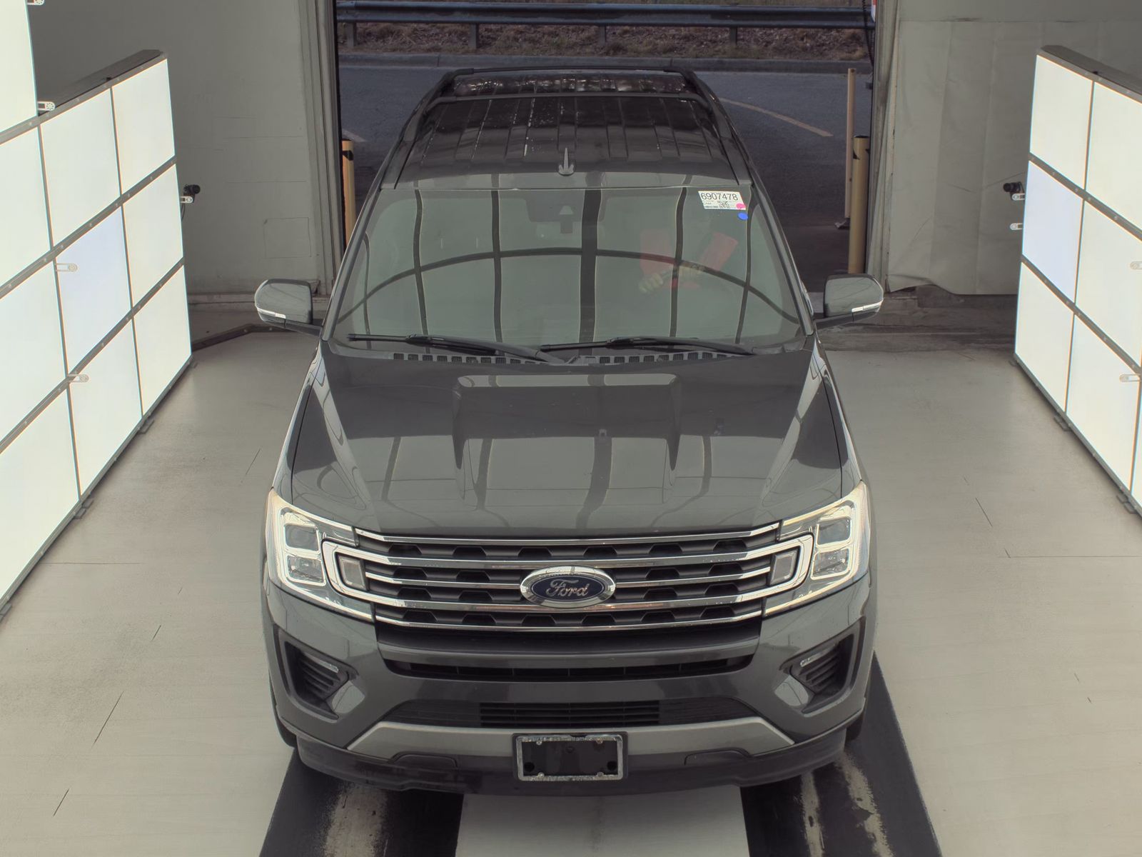 FORD EXPEDITION - 3