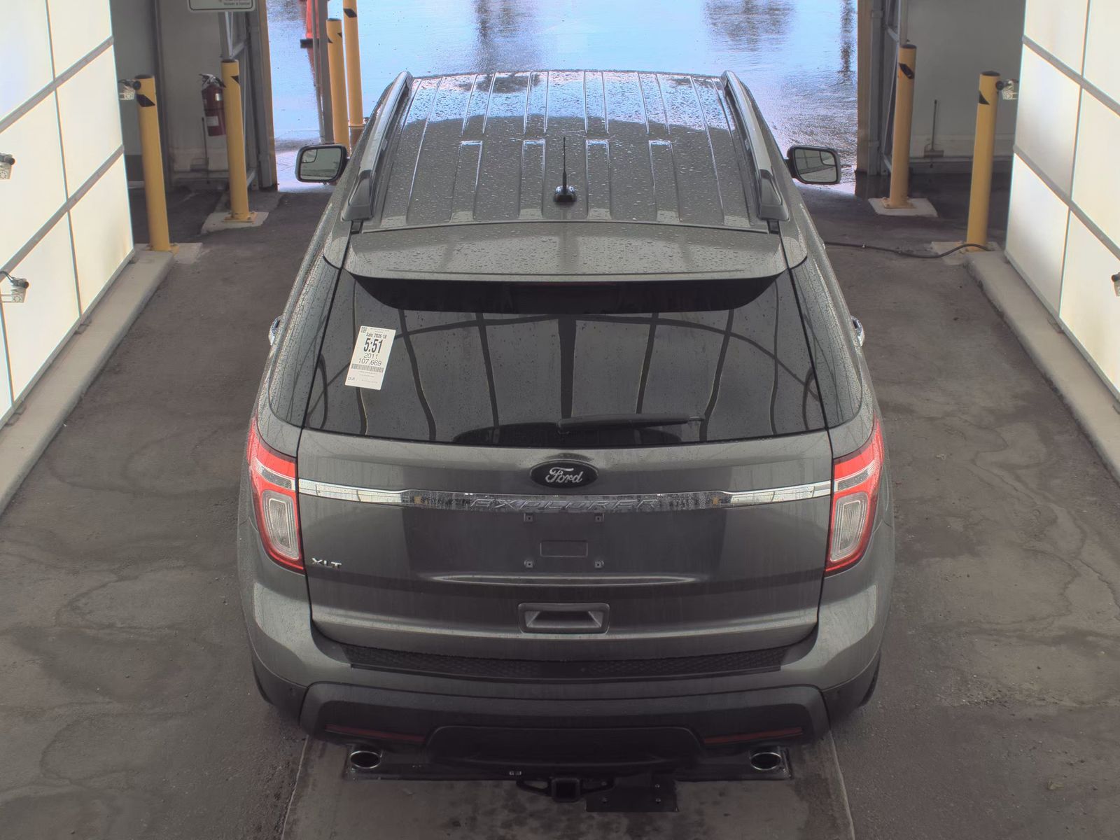 FORD EXPLORER - 6
