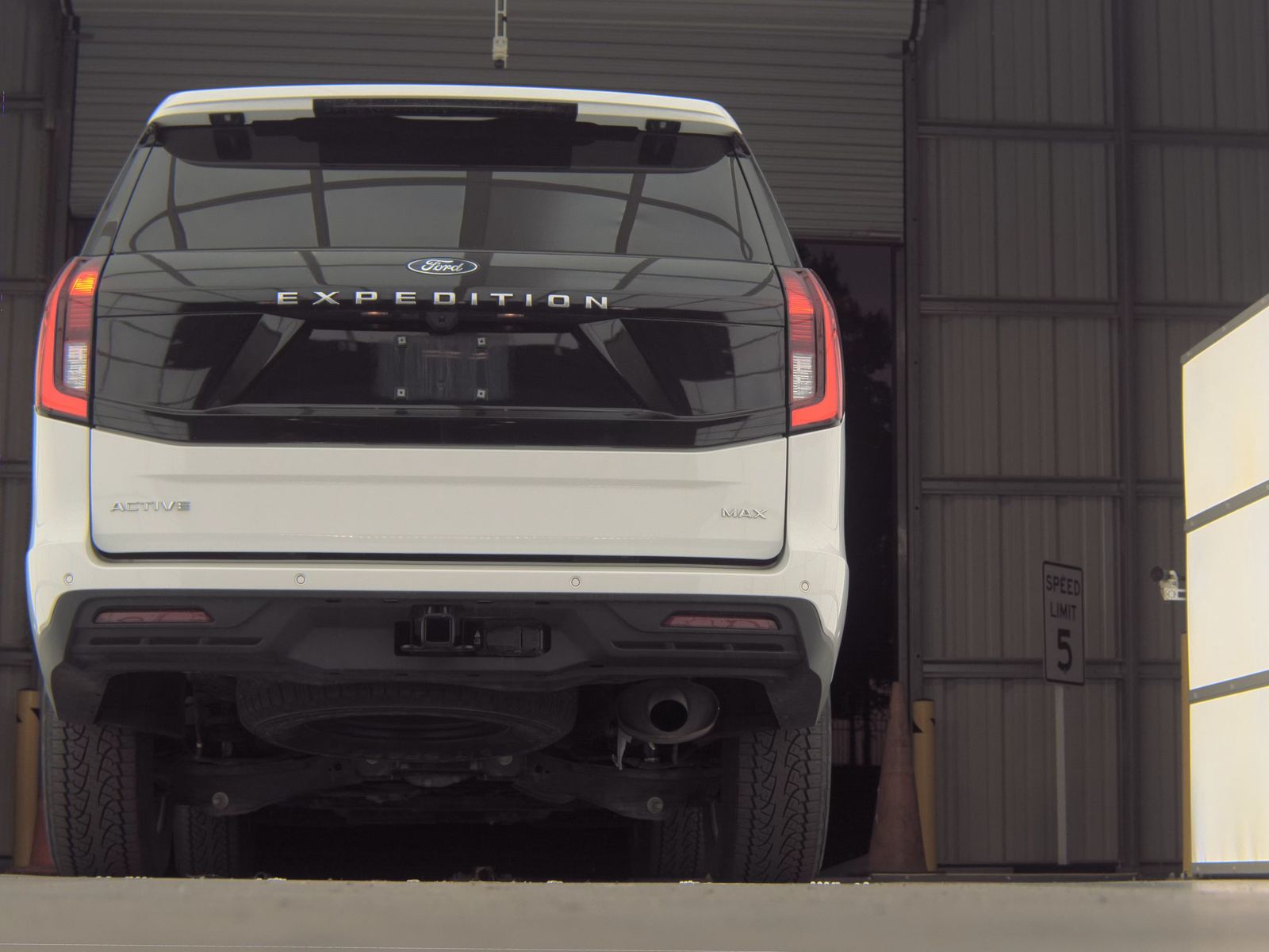 FORD EXPEDITION MAX - 8