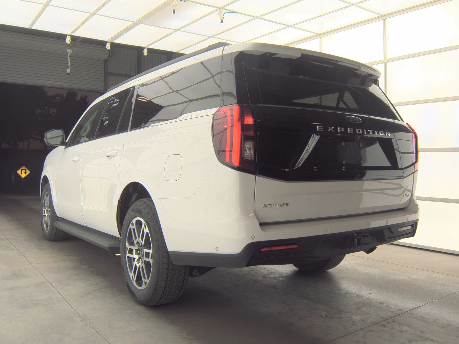 FORD EXPEDITION MAX - 9