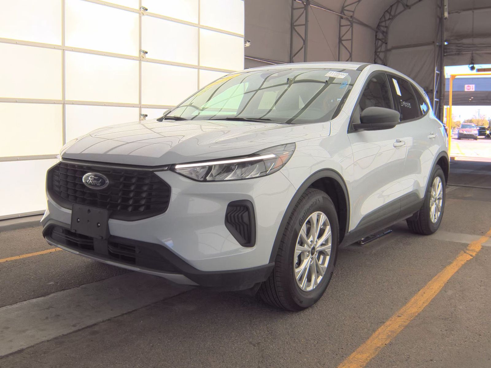 FORD ESCAPE - 1