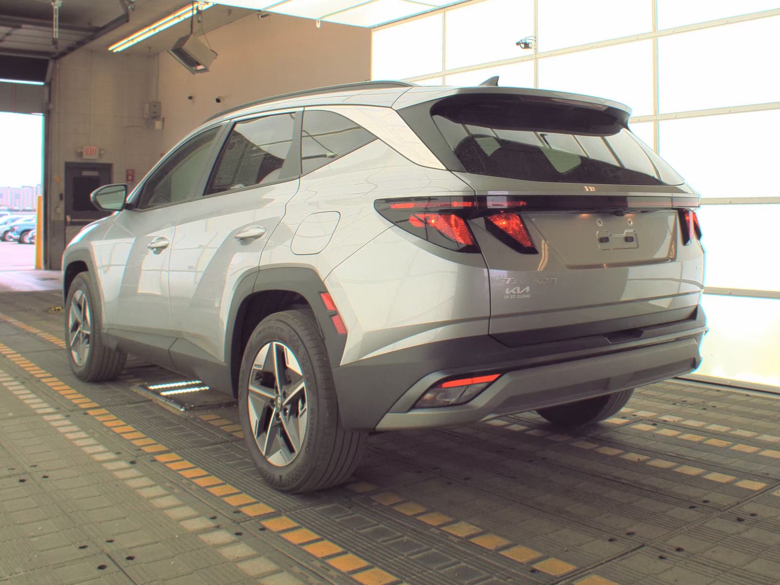 HYUNDAI TUCSON - 7