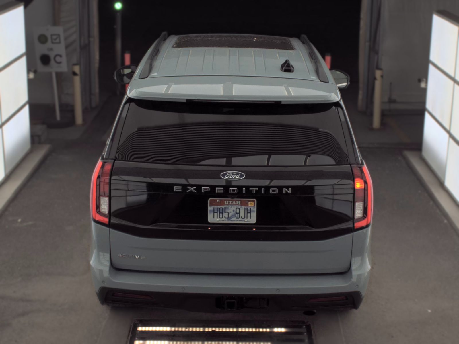 FORD EXPEDITION - 7