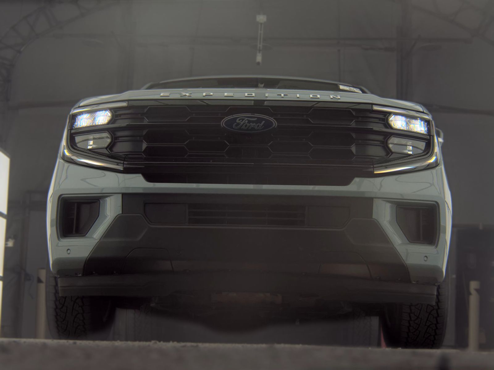 FORD EXPEDITION - 4