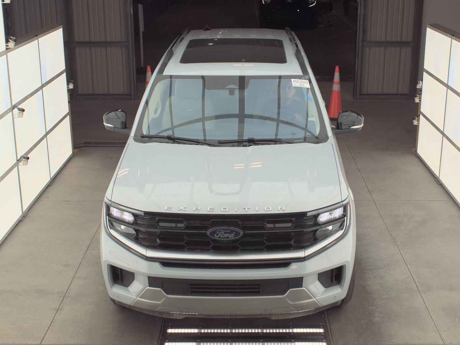 FORD EXPEDITION - 3