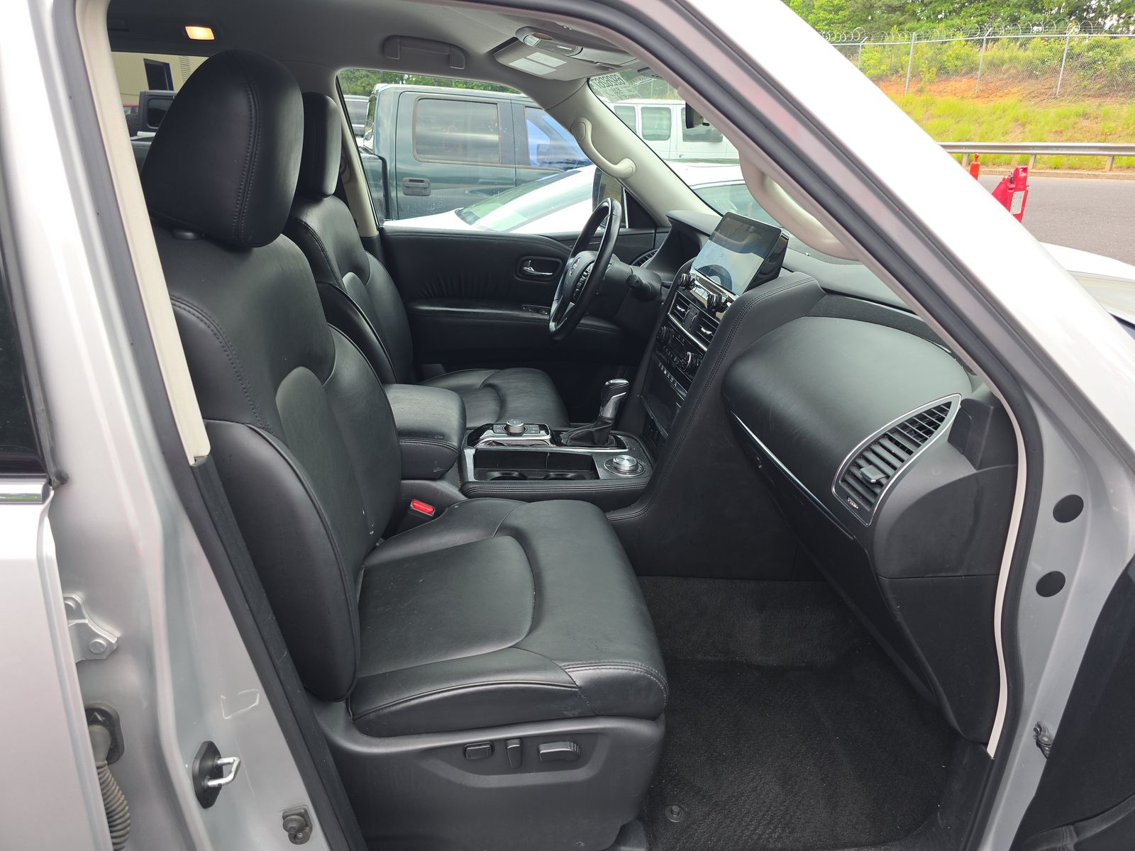 NISSAN ARMADA - 9