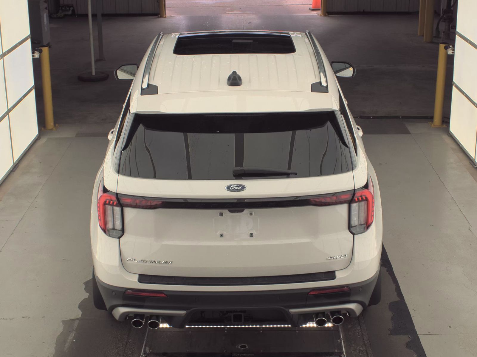 FORD EXPLORER - 6