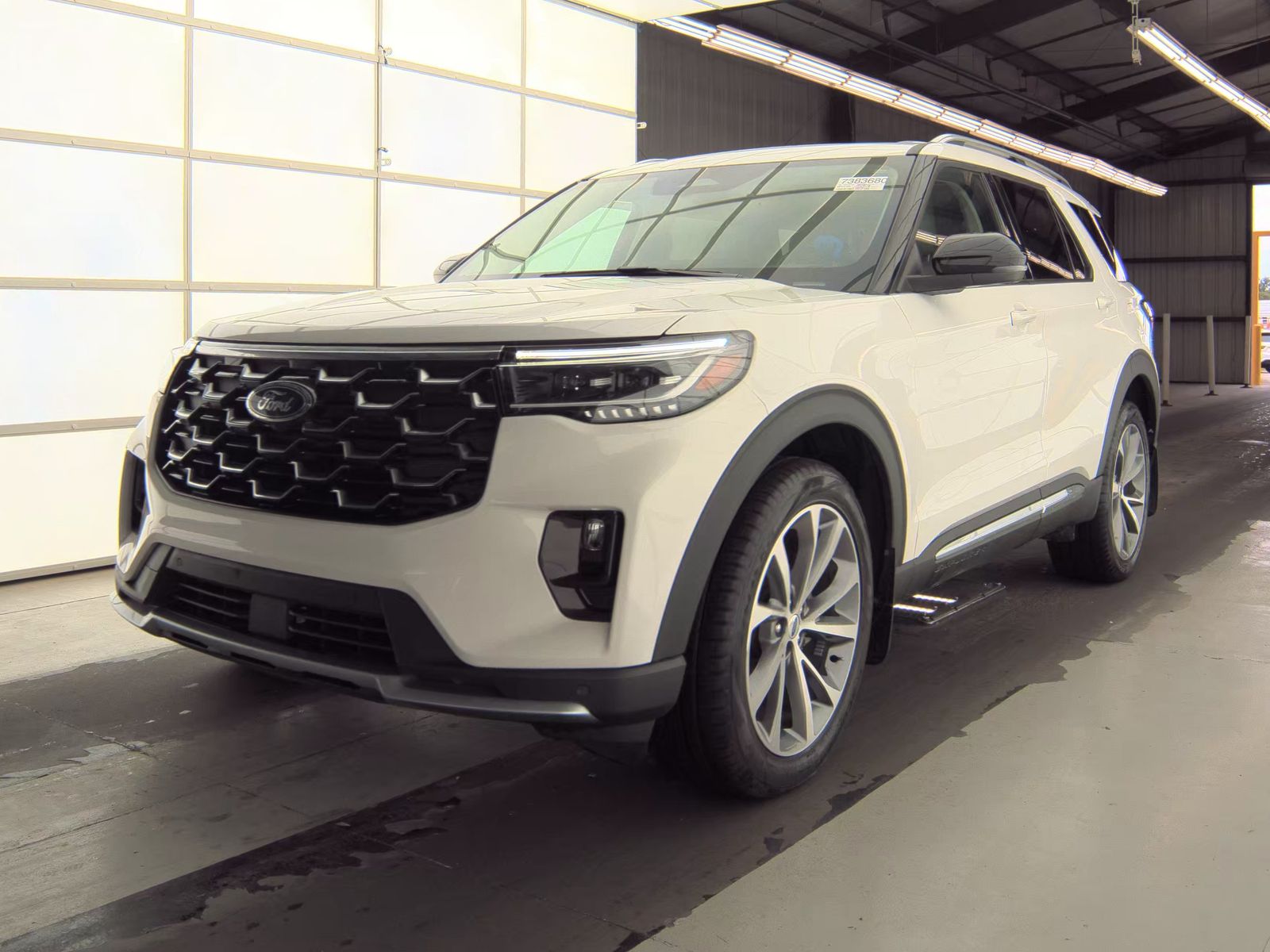 FORD EXPLORER - 1