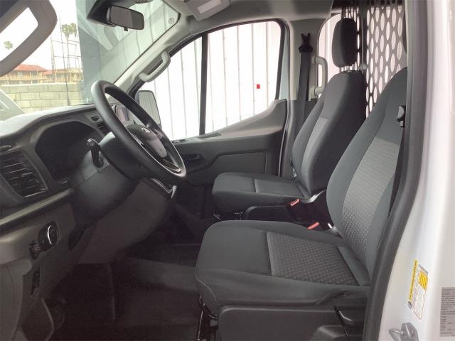 FORD TRANSIT 250 - 8