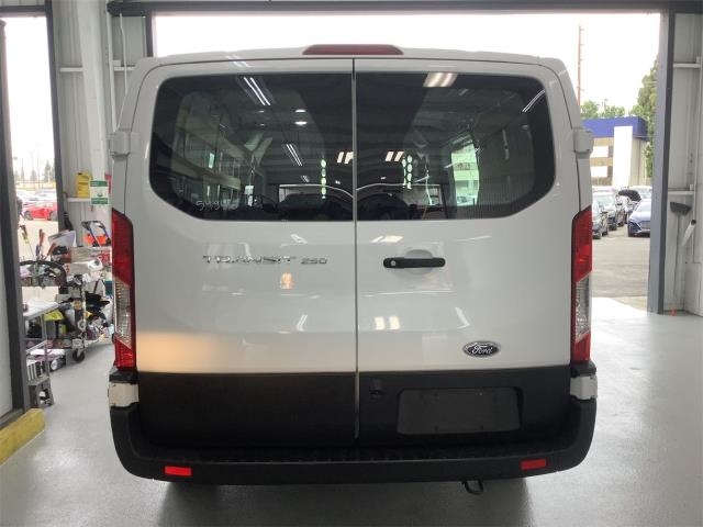 FORD TRANSIT 250 - 4