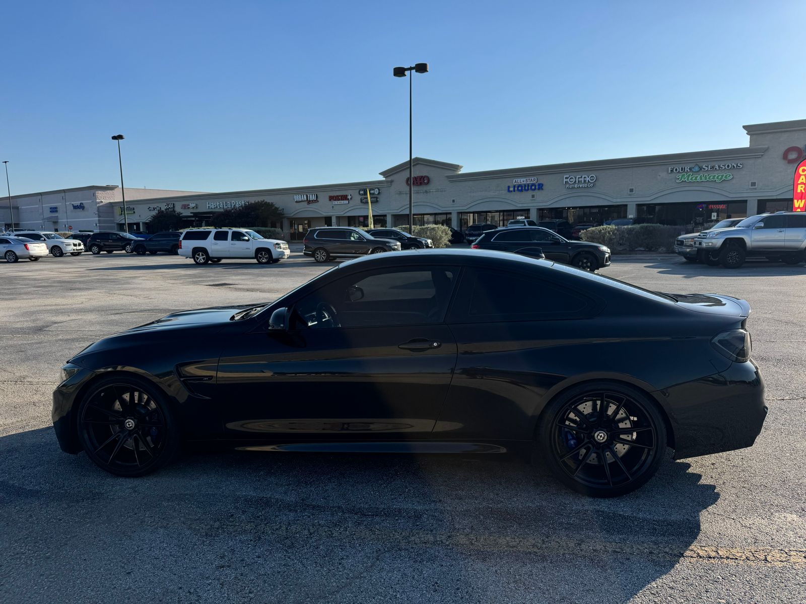2016 BMW M4 Base photo 4