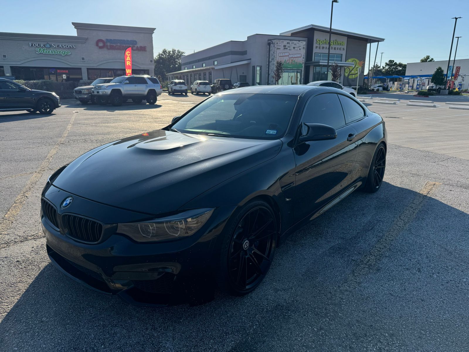 2016 BMW M4 Base photo 3