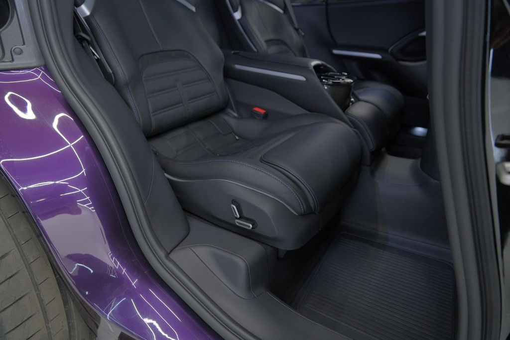 2024 Ferrari Purosangue Base AWD