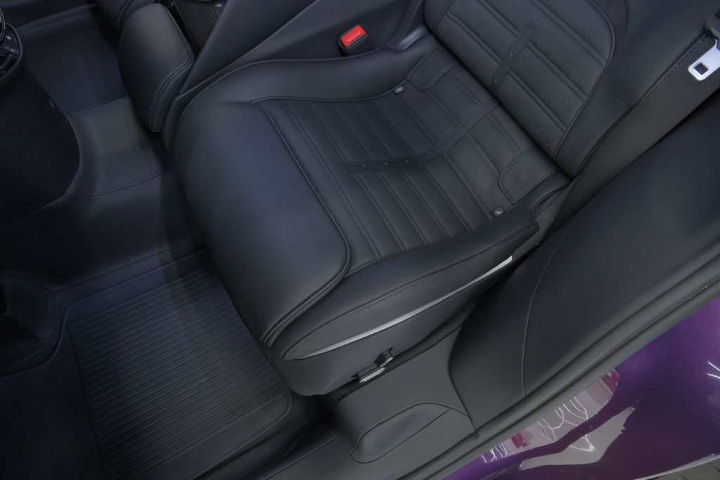 2024 Ferrari Purosangue Base AWD