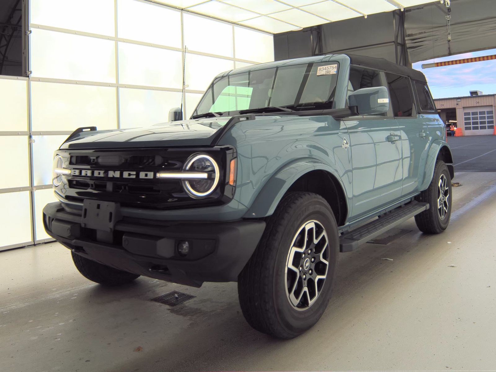 FORD BRONCO - 1