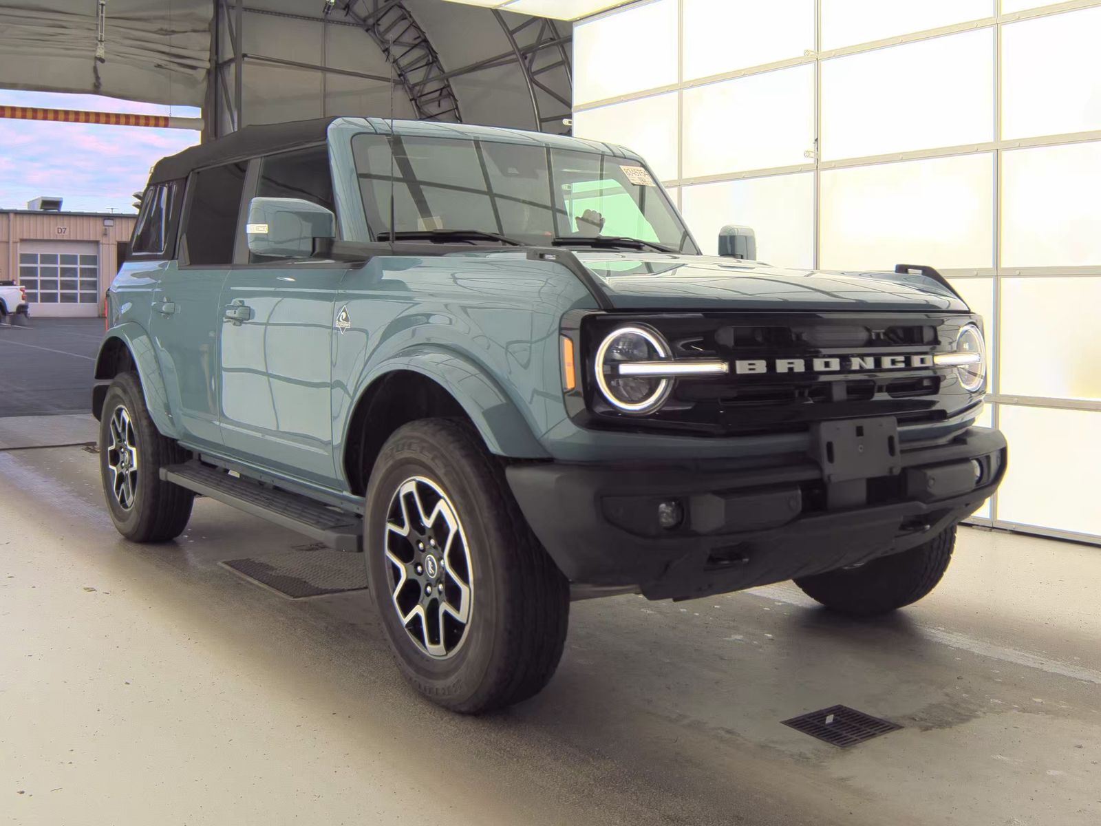 FORD BRONCO - 5