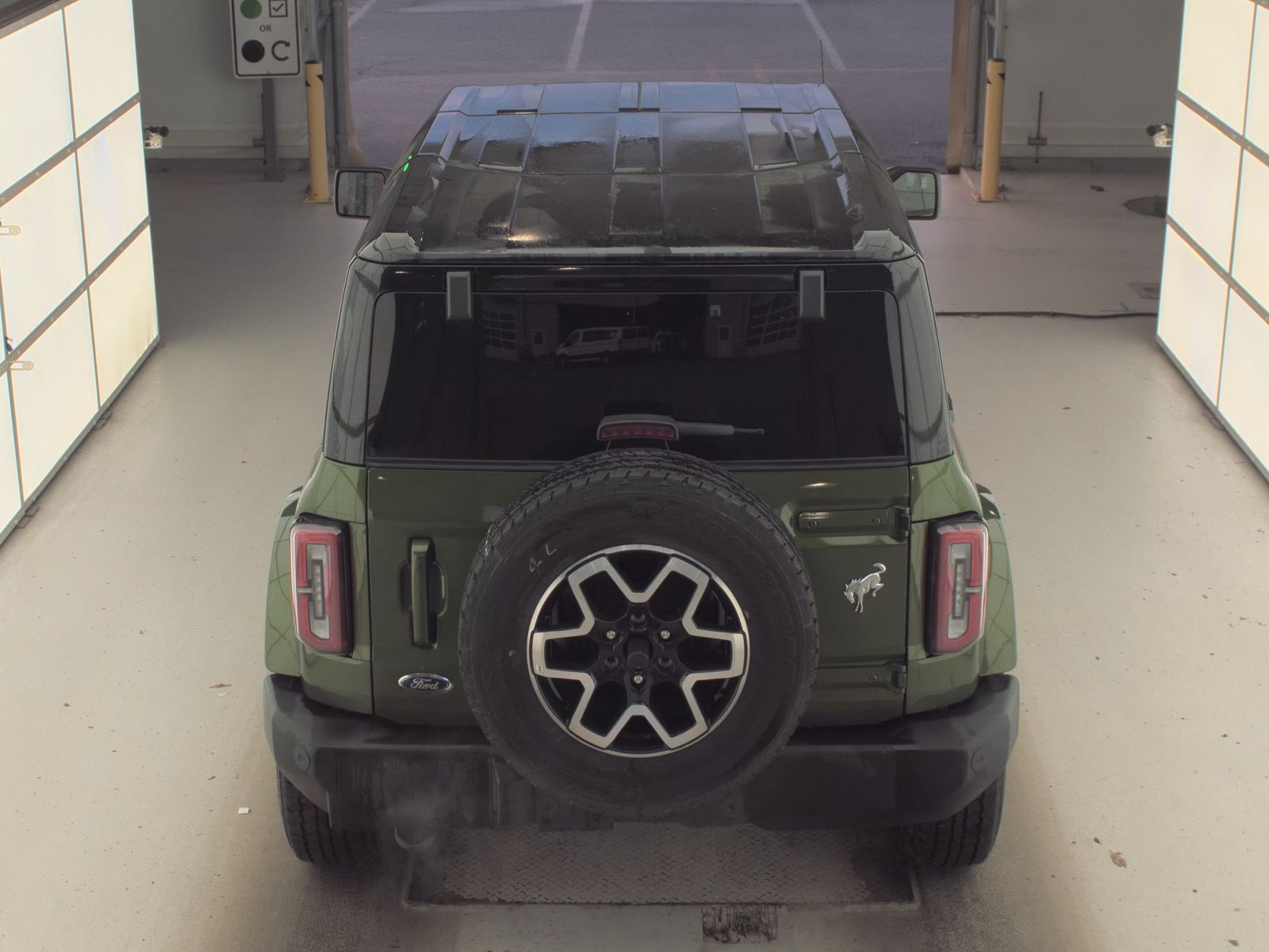 FORD BRONCO - 7