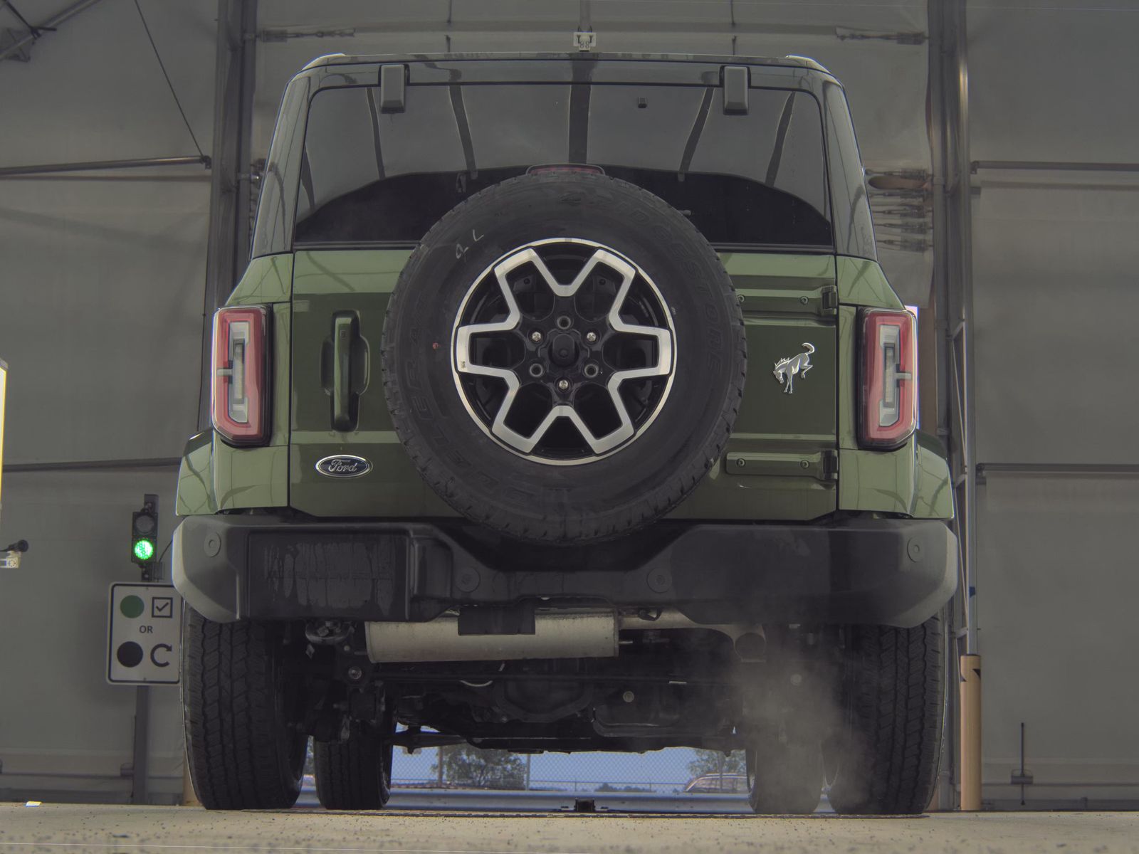 FORD BRONCO - 8