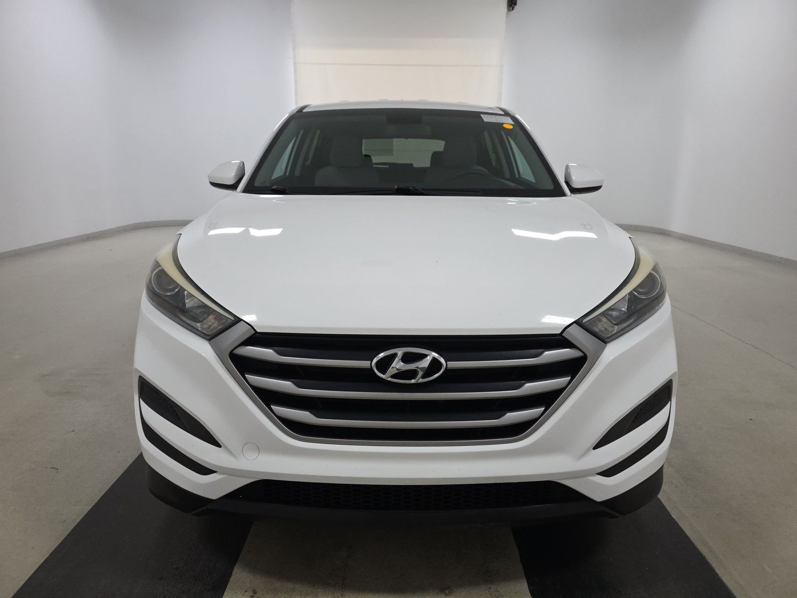 HYUNDAI TUCSON - 3