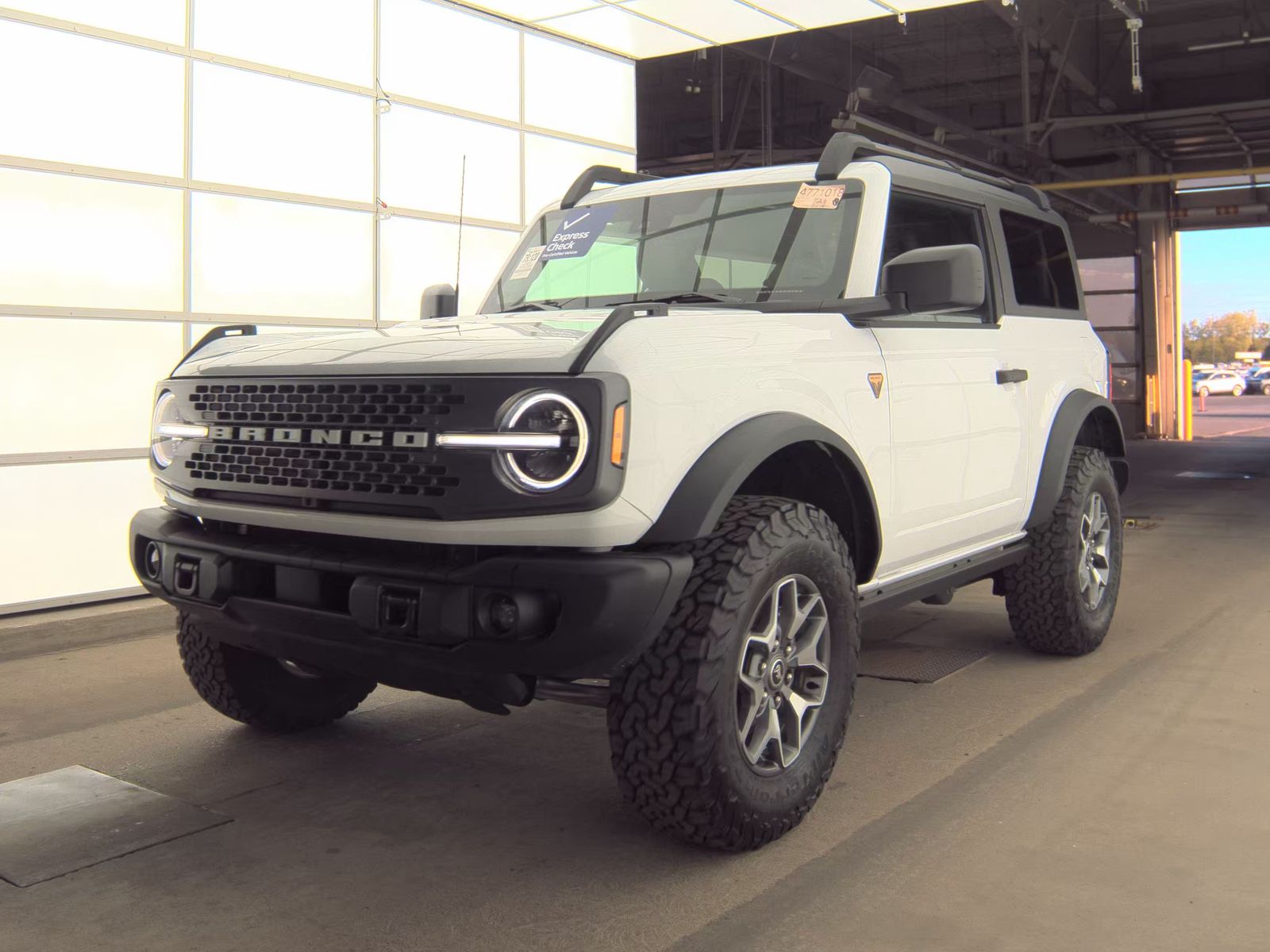 FORD BRONCO - 1