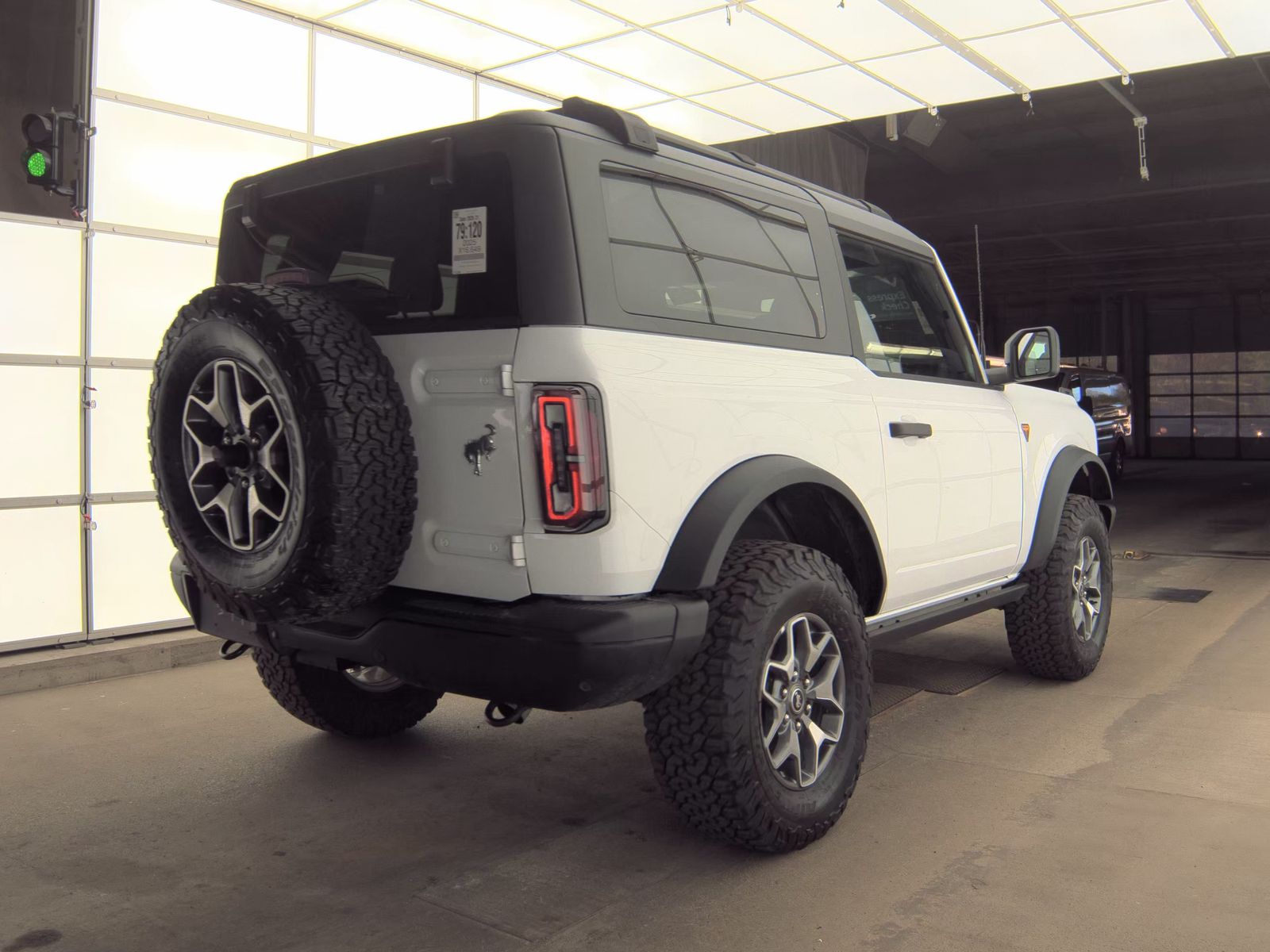 FORD BRONCO - 6