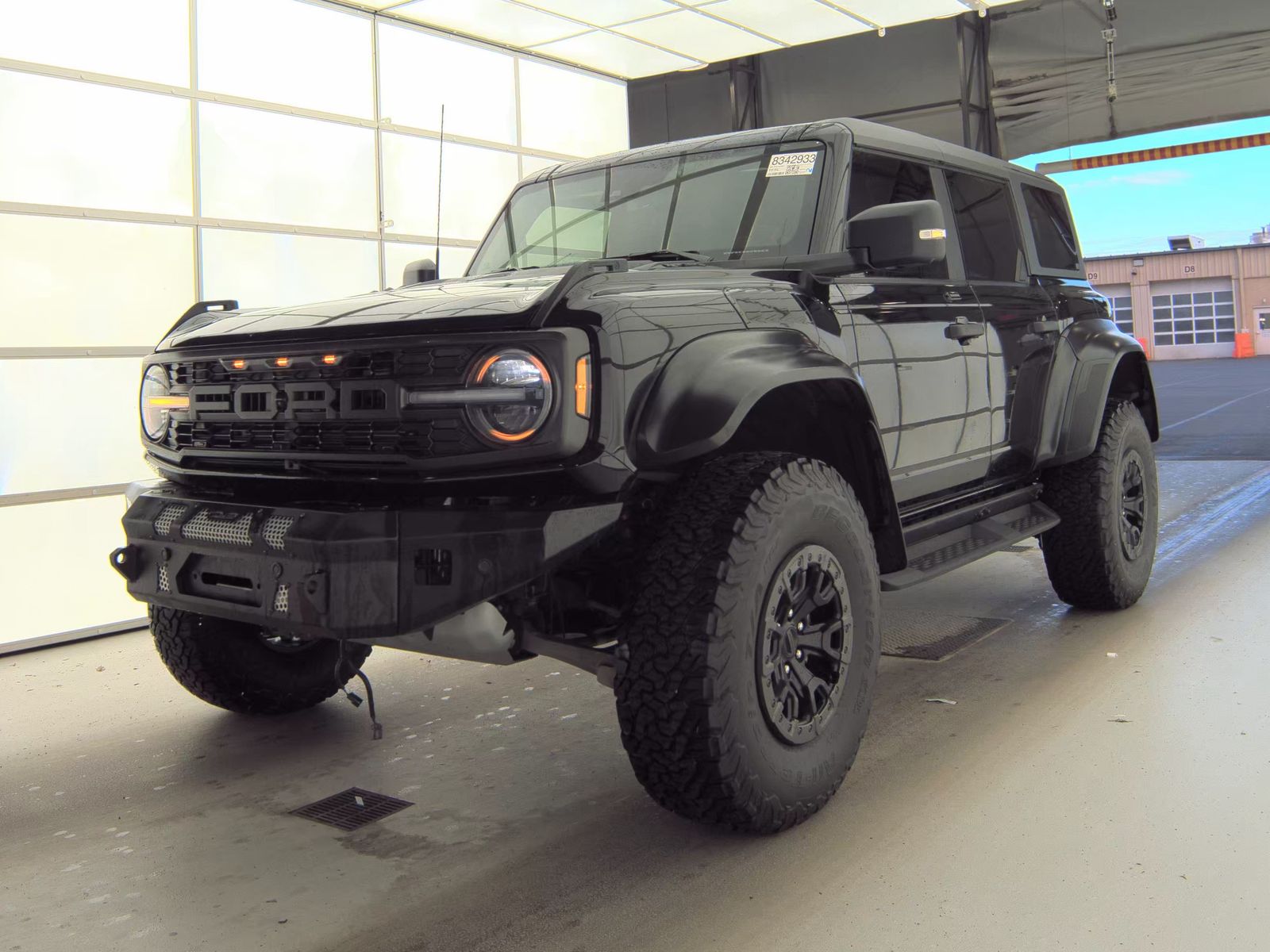 FORD BRONCO - 1